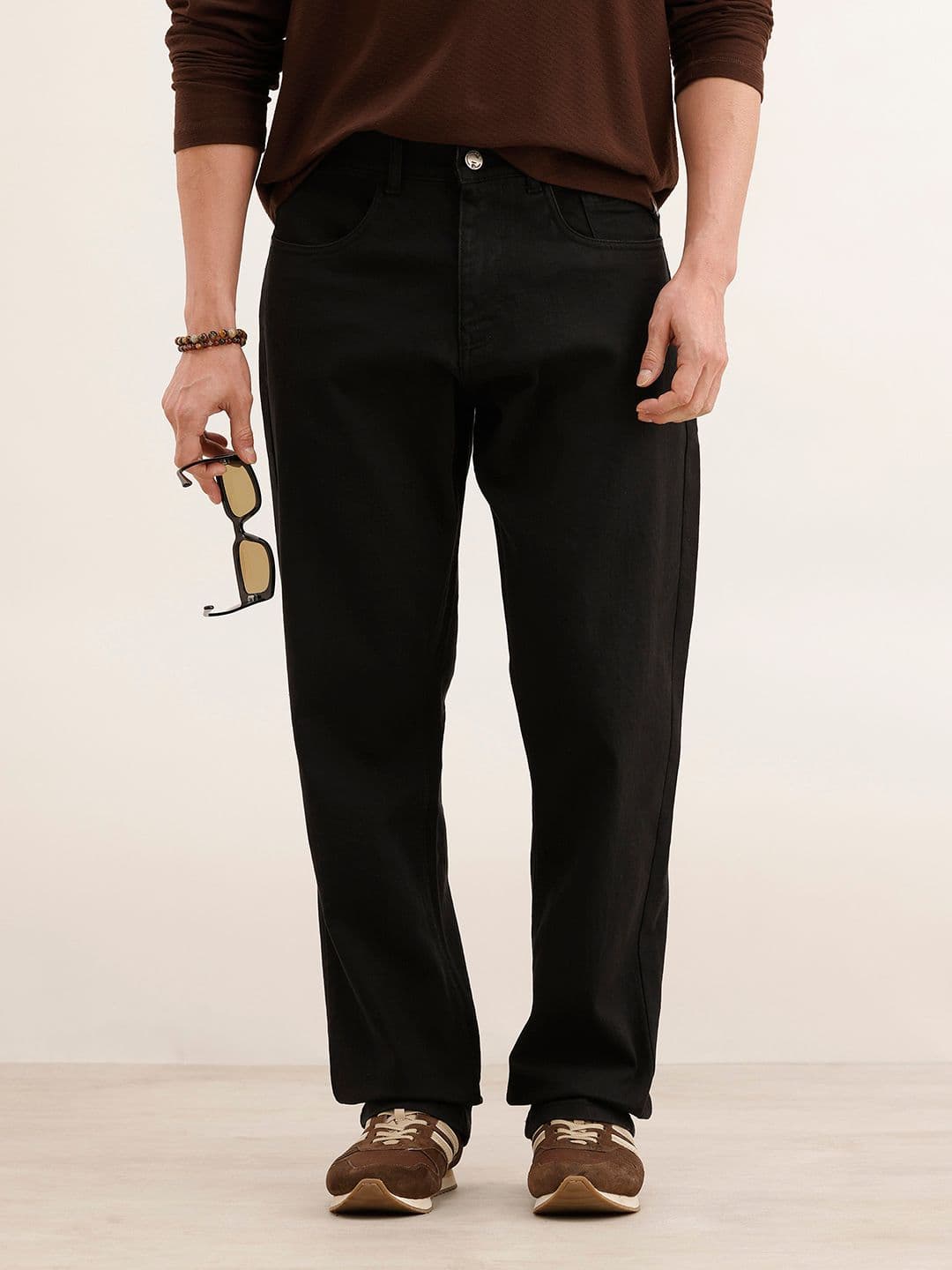 WROGN Men Relaxed Fit Mid-Rise Light Fade Stretchable Jeans - view 1