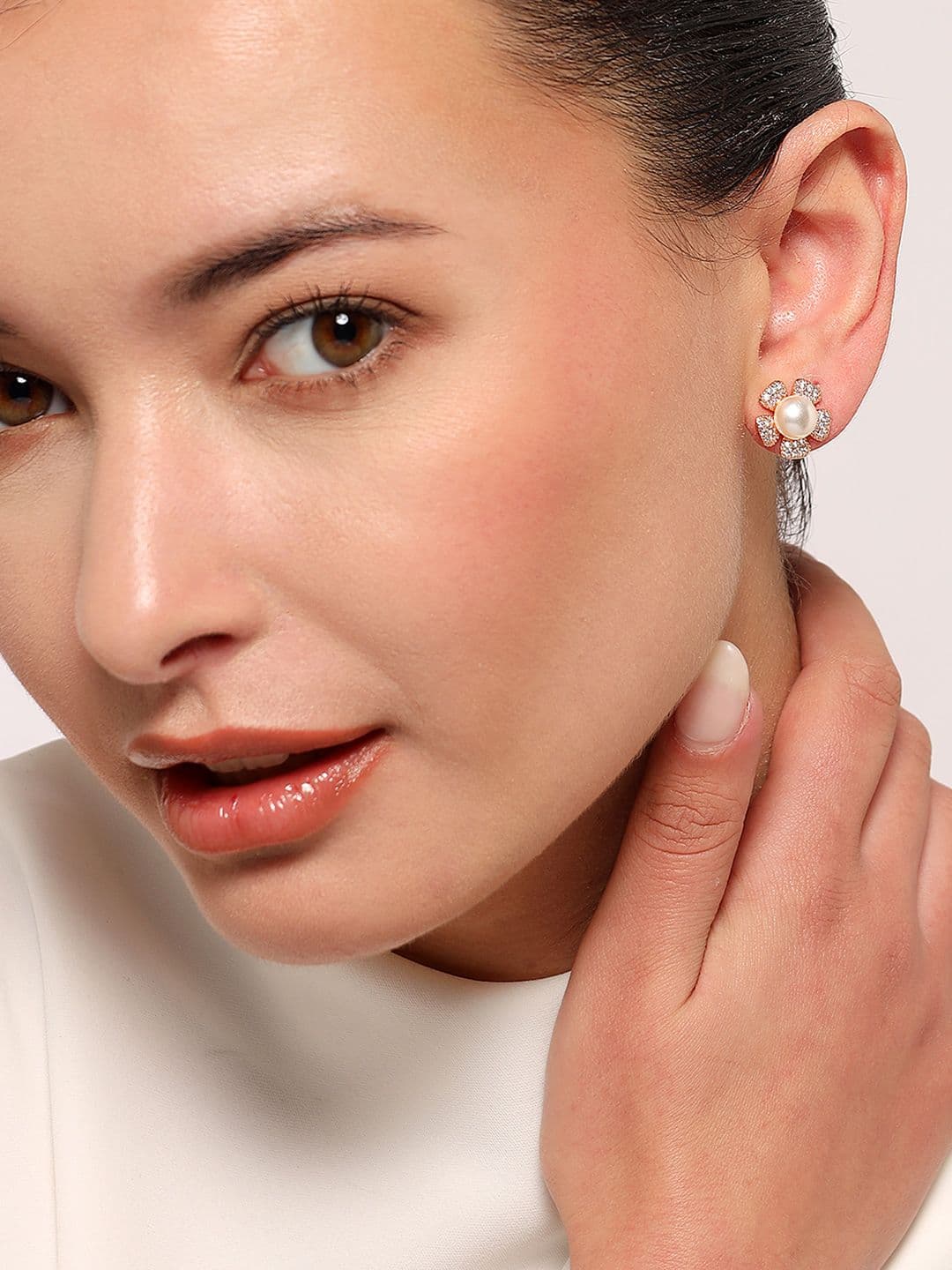 Nilu's Collection Floral Studs Earrings - view 1