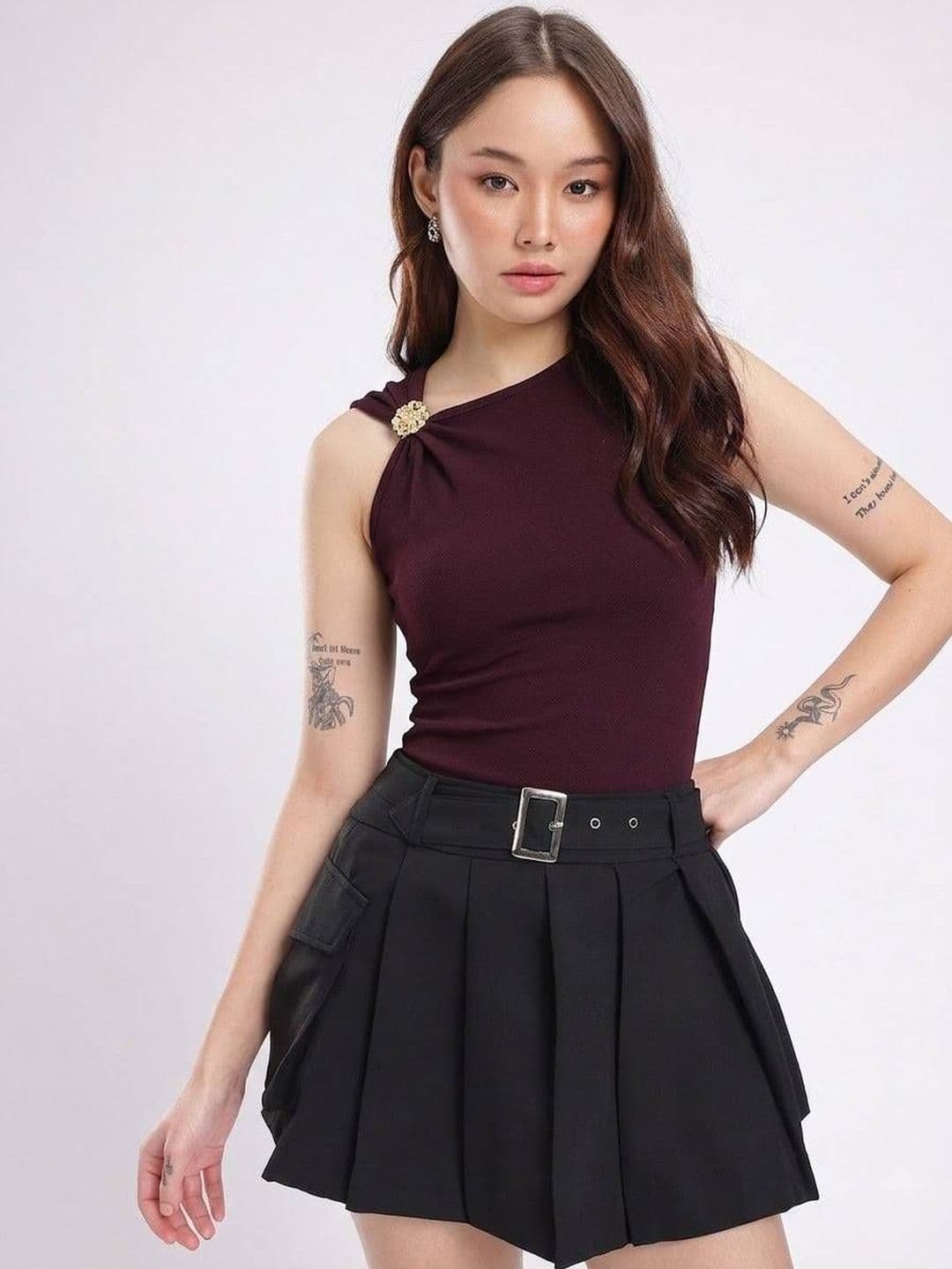 AROD Keyhole Neck Crop Top - view 1