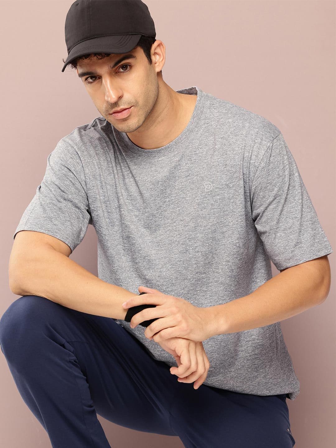 DILLINGER Drop-Shoulder Sleeves Antimicrobial Relaxed Fit Training T-shirt - view 1