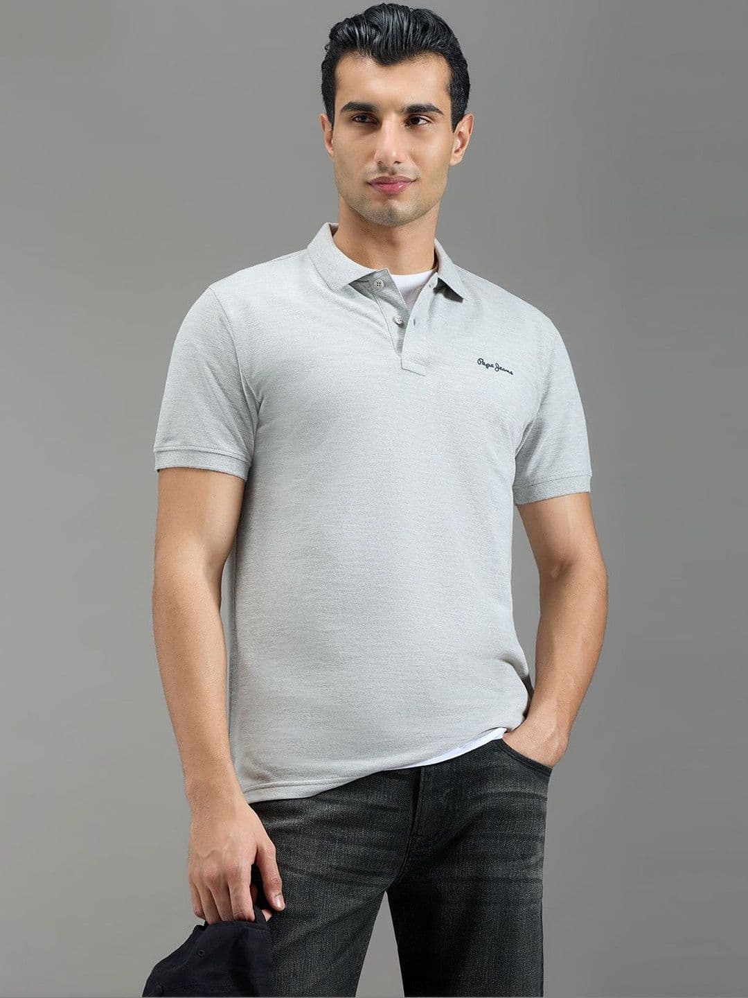 Pepe Jeans Men Grey Solid Short Sleeves Tshirts - view 1