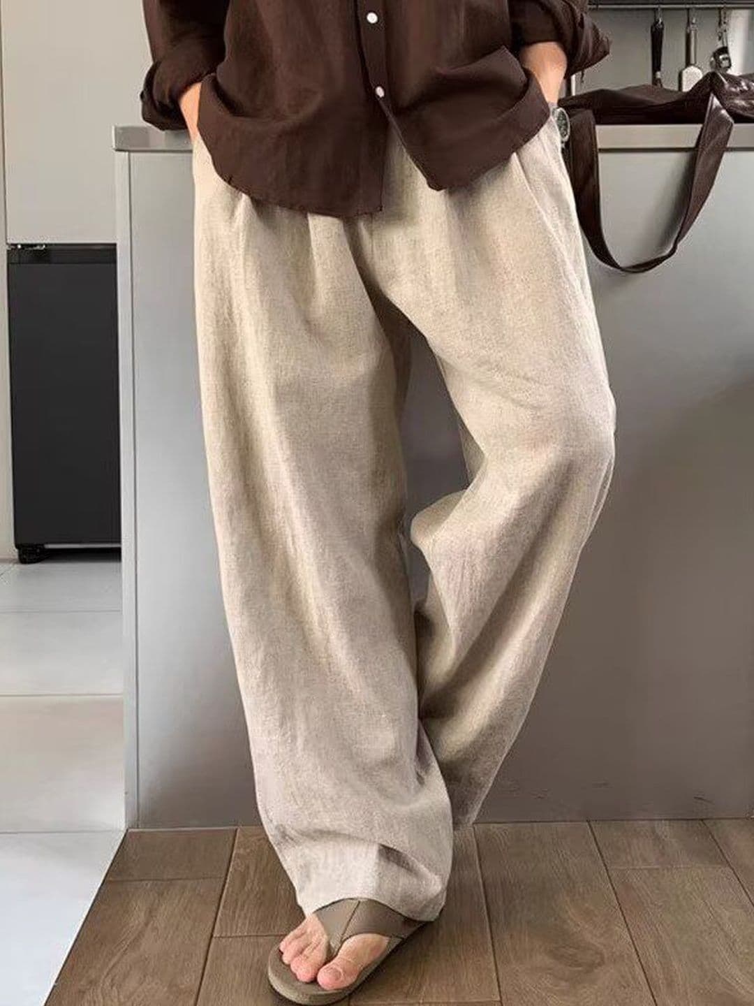 Suo Men Flared Easy Wash Pleated Trousers - view 1
