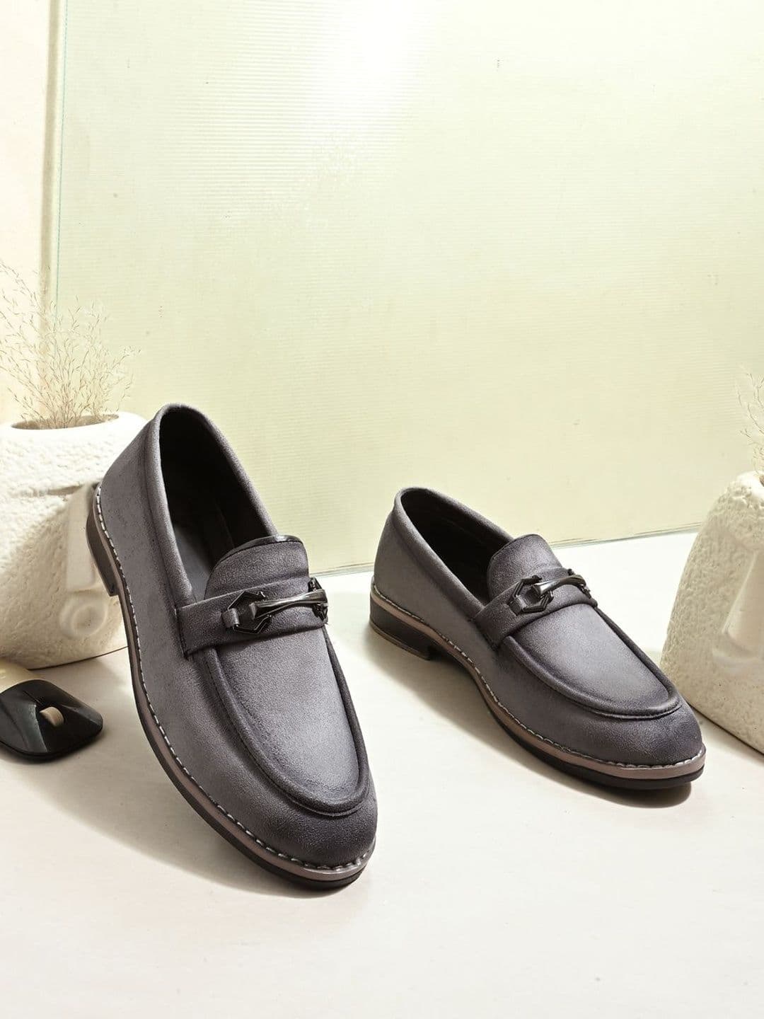 FAV SHOES Men Velvet Loafers - view 1