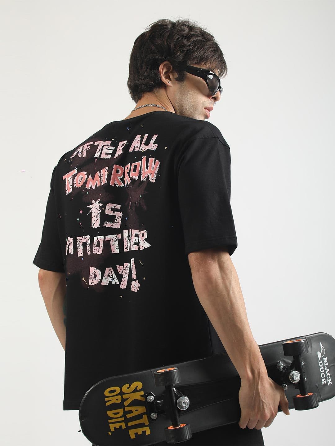 Maniac Men Typography Printed T-shirt - view 1