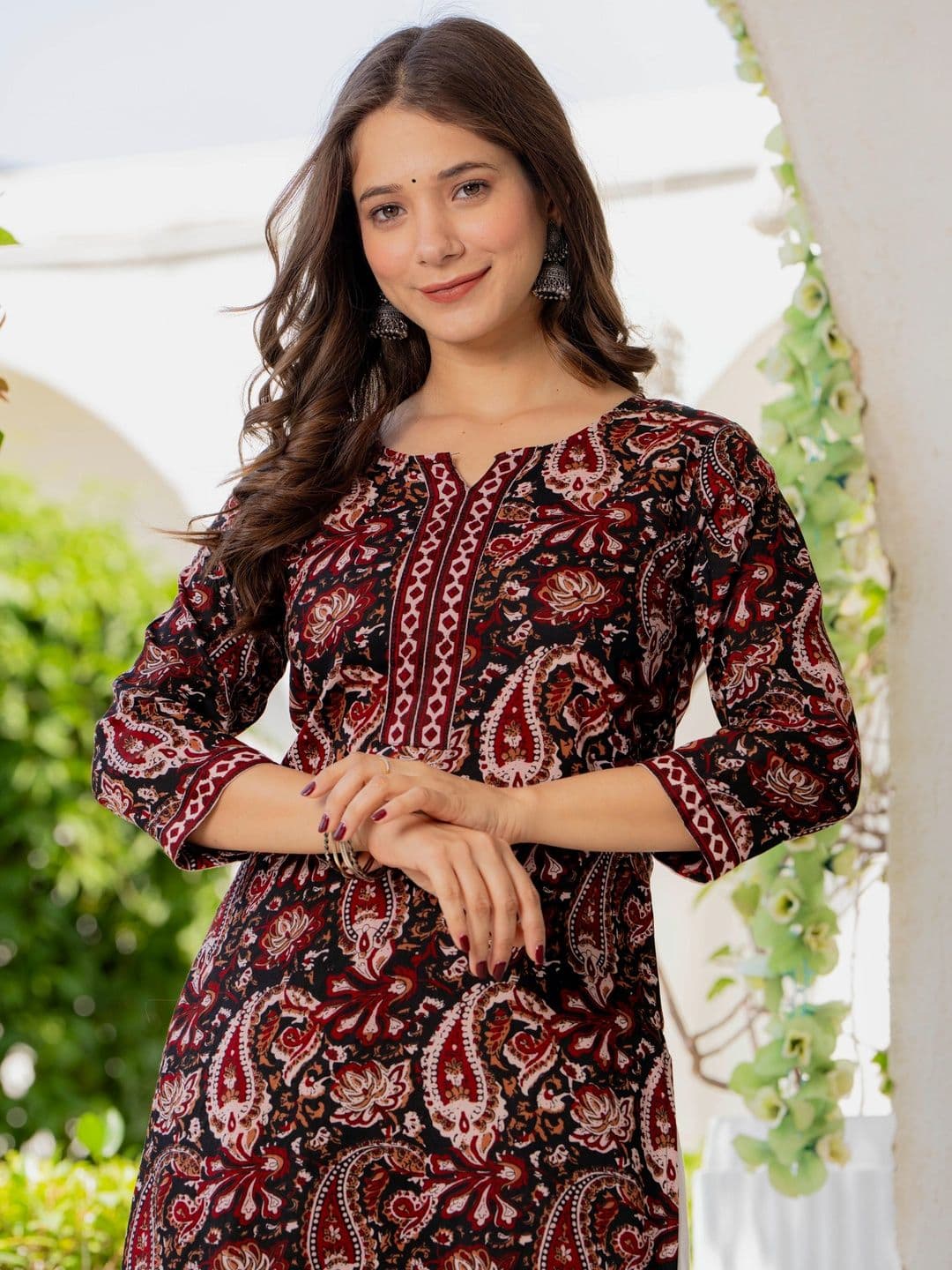 Jsimar Paisley Printed V-Neck Kurti - view 1