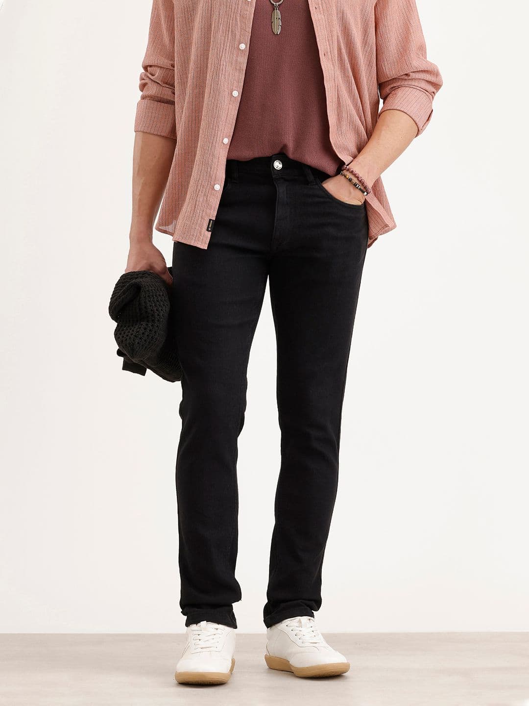 WROGN Men Slim Fit Stretchable Mid-Rise Jeans - view 1