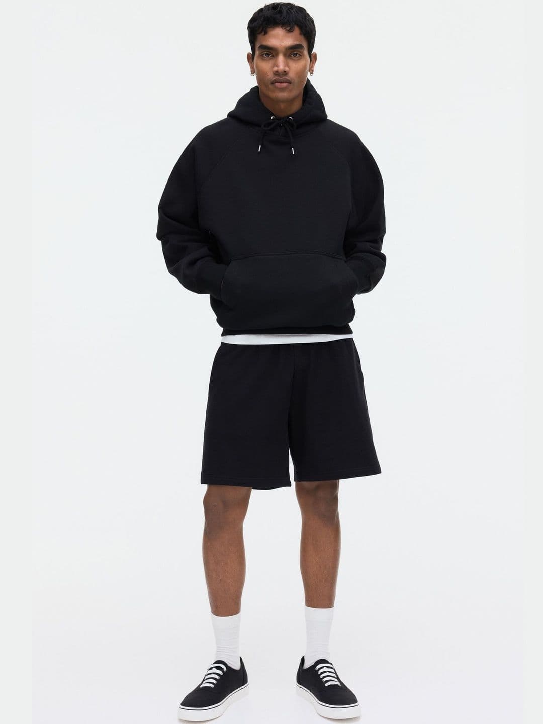 H&M Regular Fit Sweatshorts - view 1