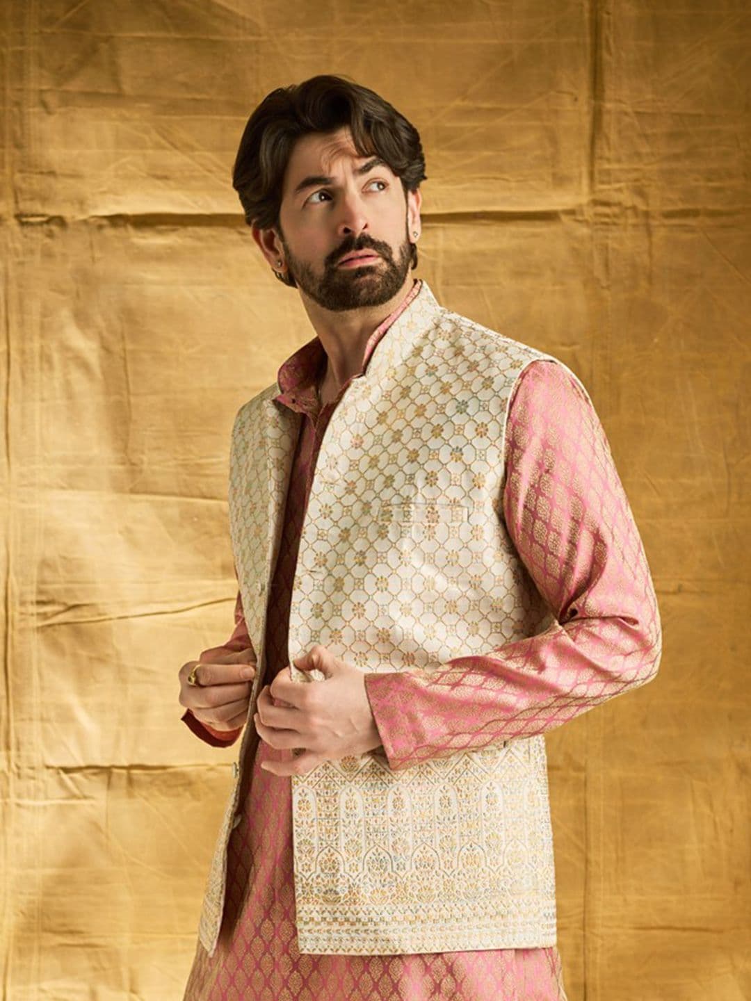 SOJANYA Men Embroidered Mandarin Collar Nehru Jacket - view 1