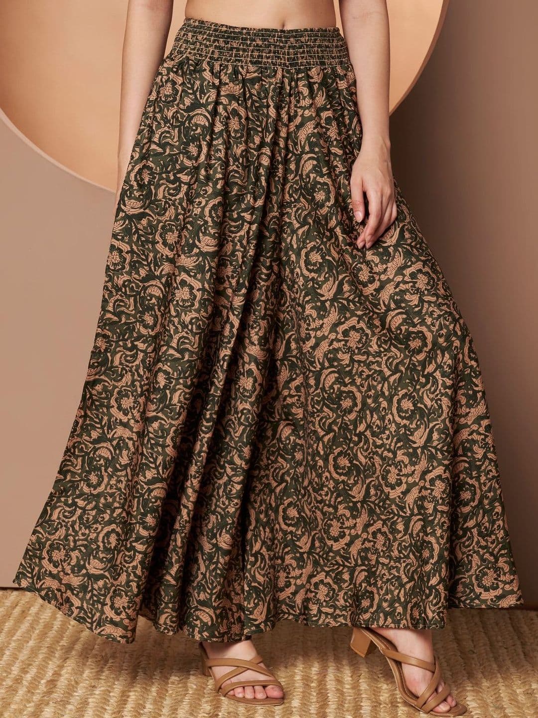 ZWERLON Women Floral Printed Flared Palazzos - view 1