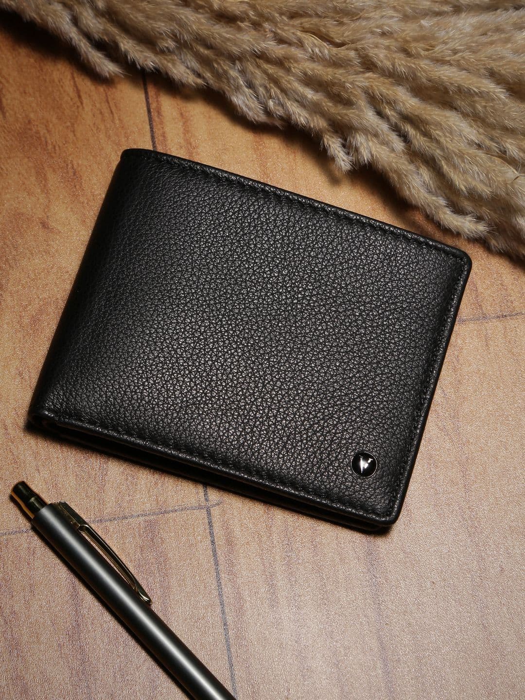 Van Heusen Men Textured Leather Wallets - view 1