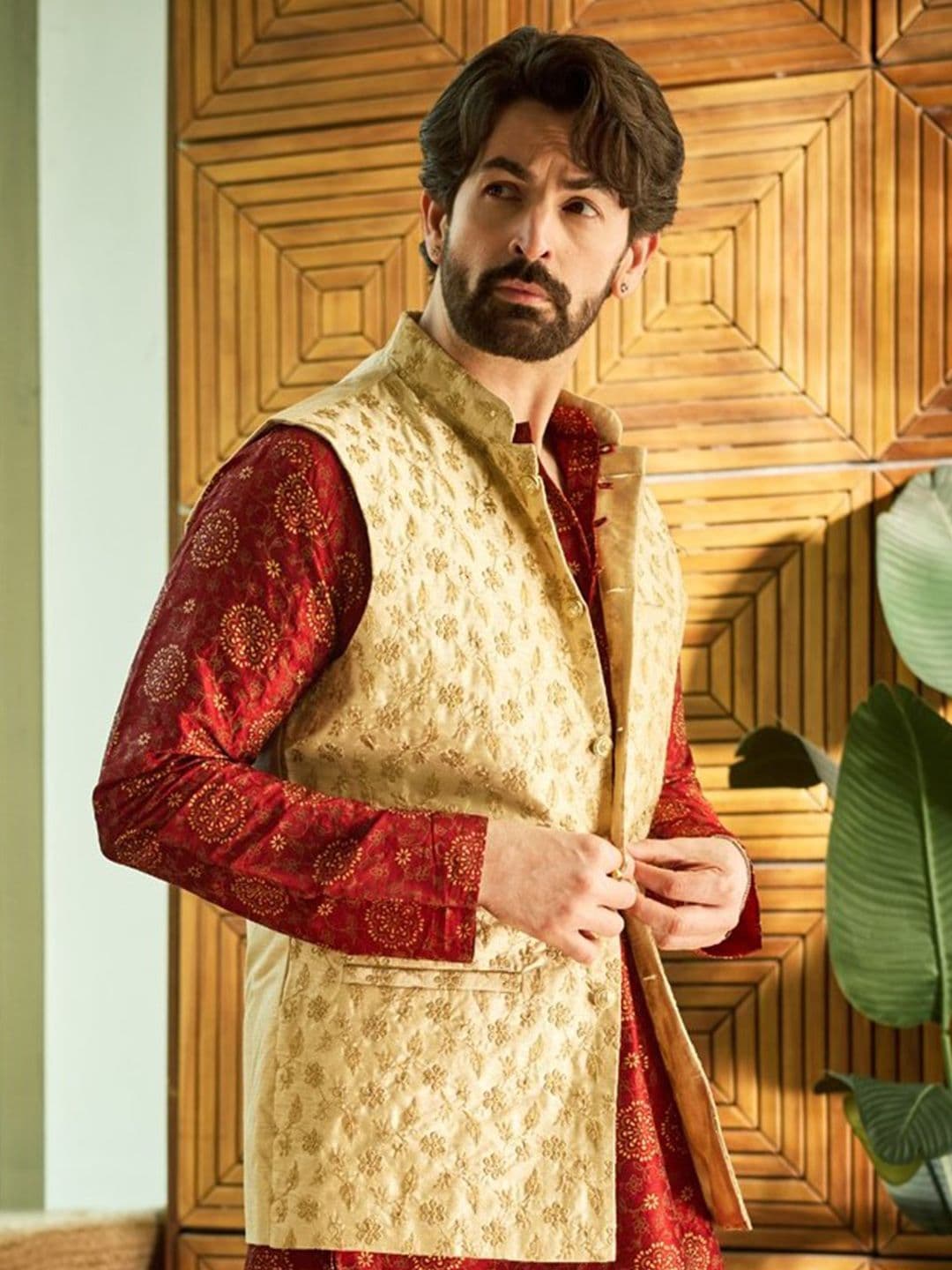 SOJANYA Men Beige & Golden Embroidered Nehru Jacket - view 1