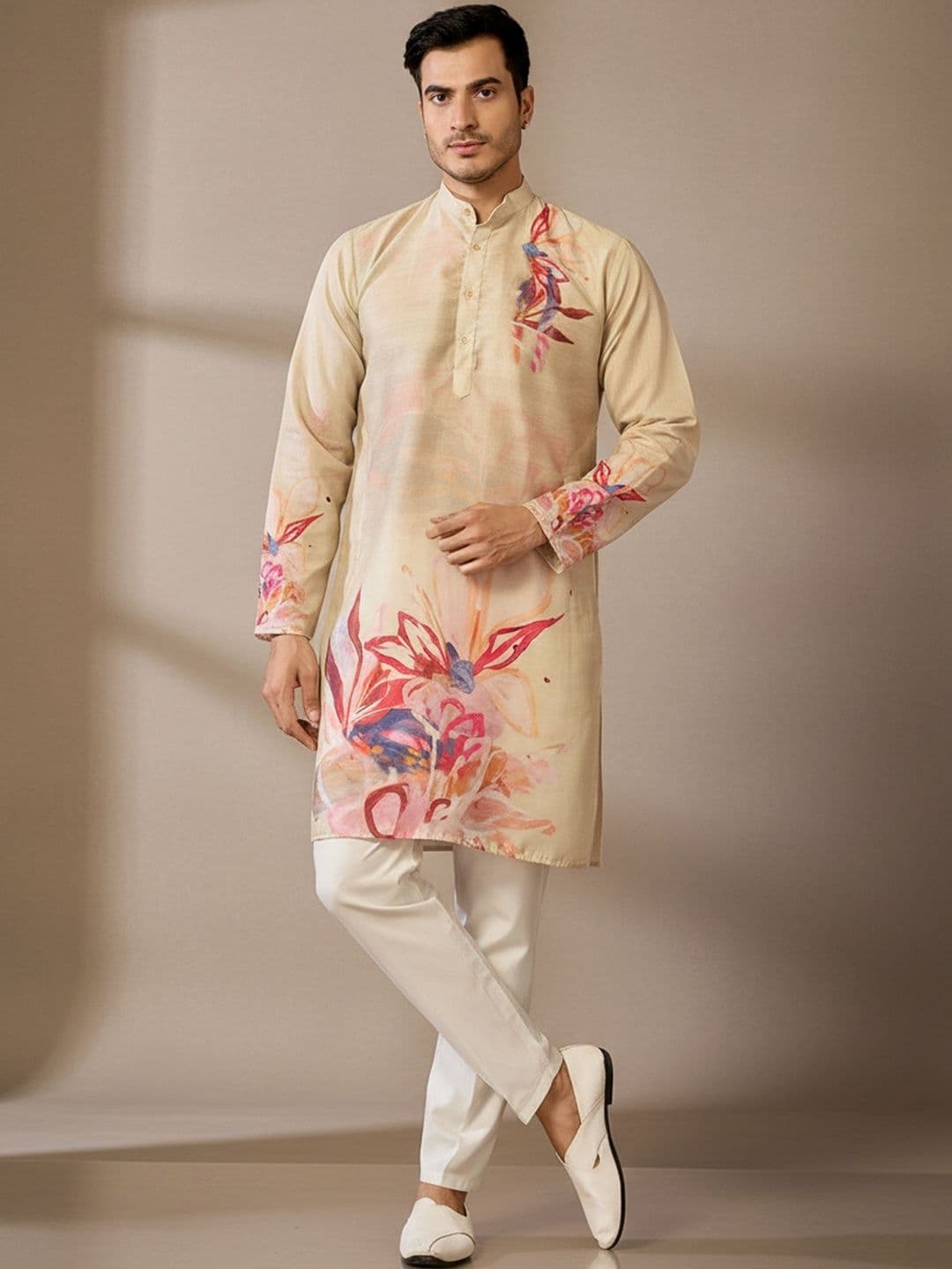 INDIROOP Men Floral Embroidered Mandarin Collar Regular Sleeves Kurta - view 1