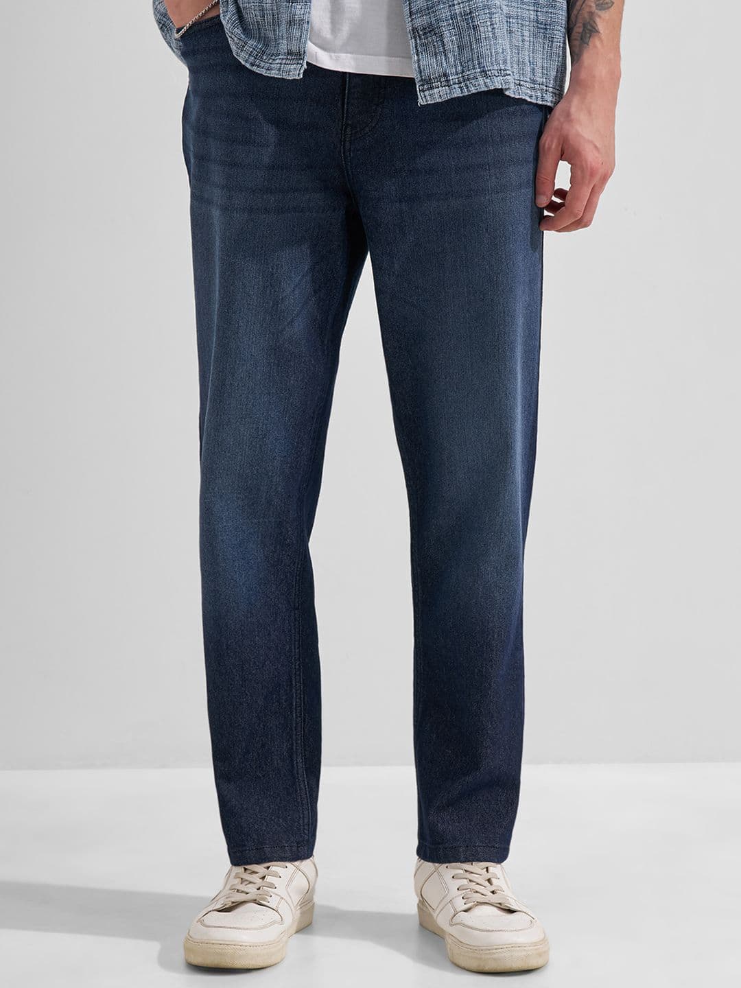 HIGHLANDER Men Relaxed Fit Mid-Rise Stretchable Jeans - view 1