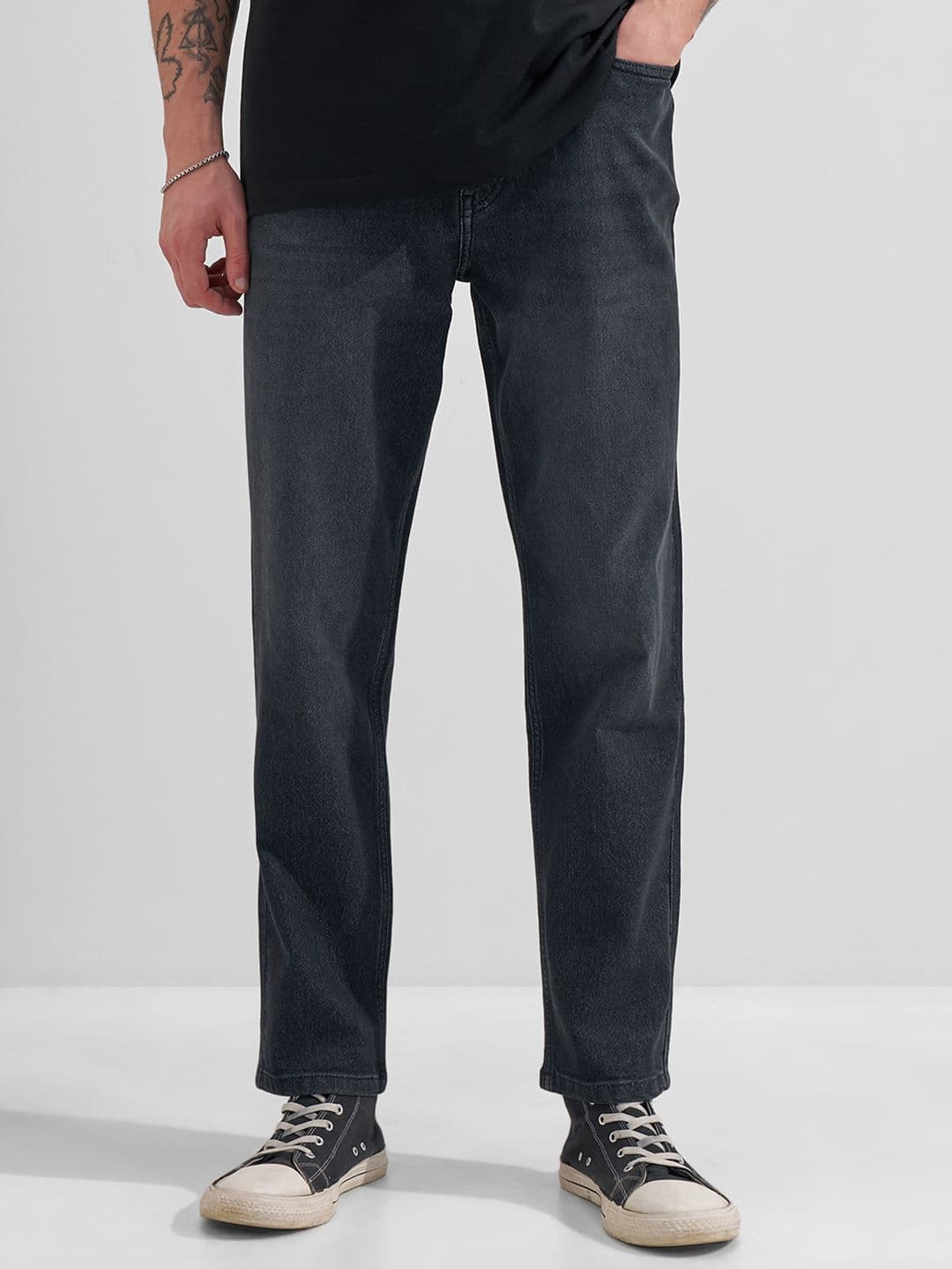 HIGHLANDER Men Relaxed Fit Mid-Rise Stretchable Jeans - view 1