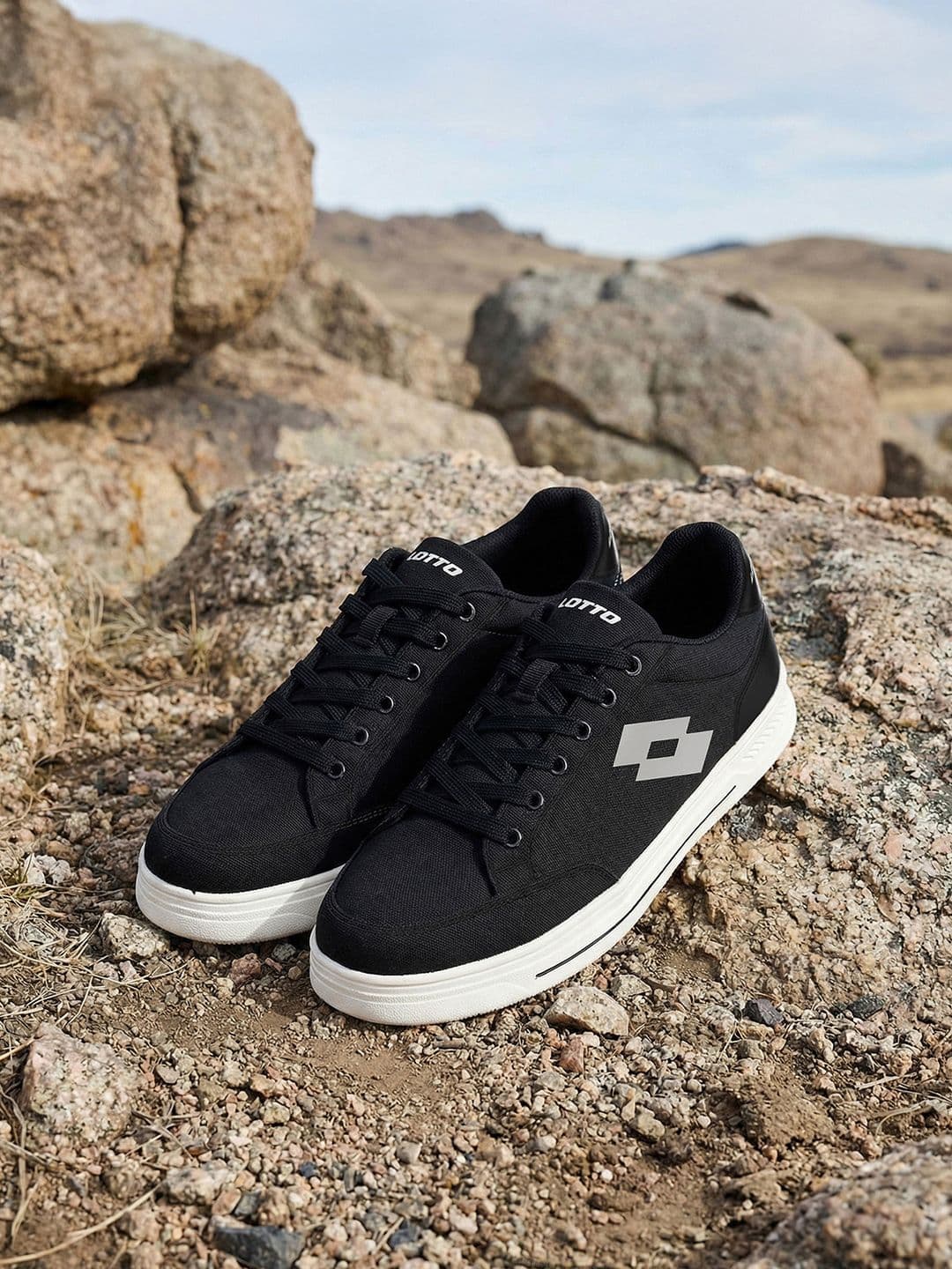 Lotto Men Strada Blend Black Sneakers - view 1