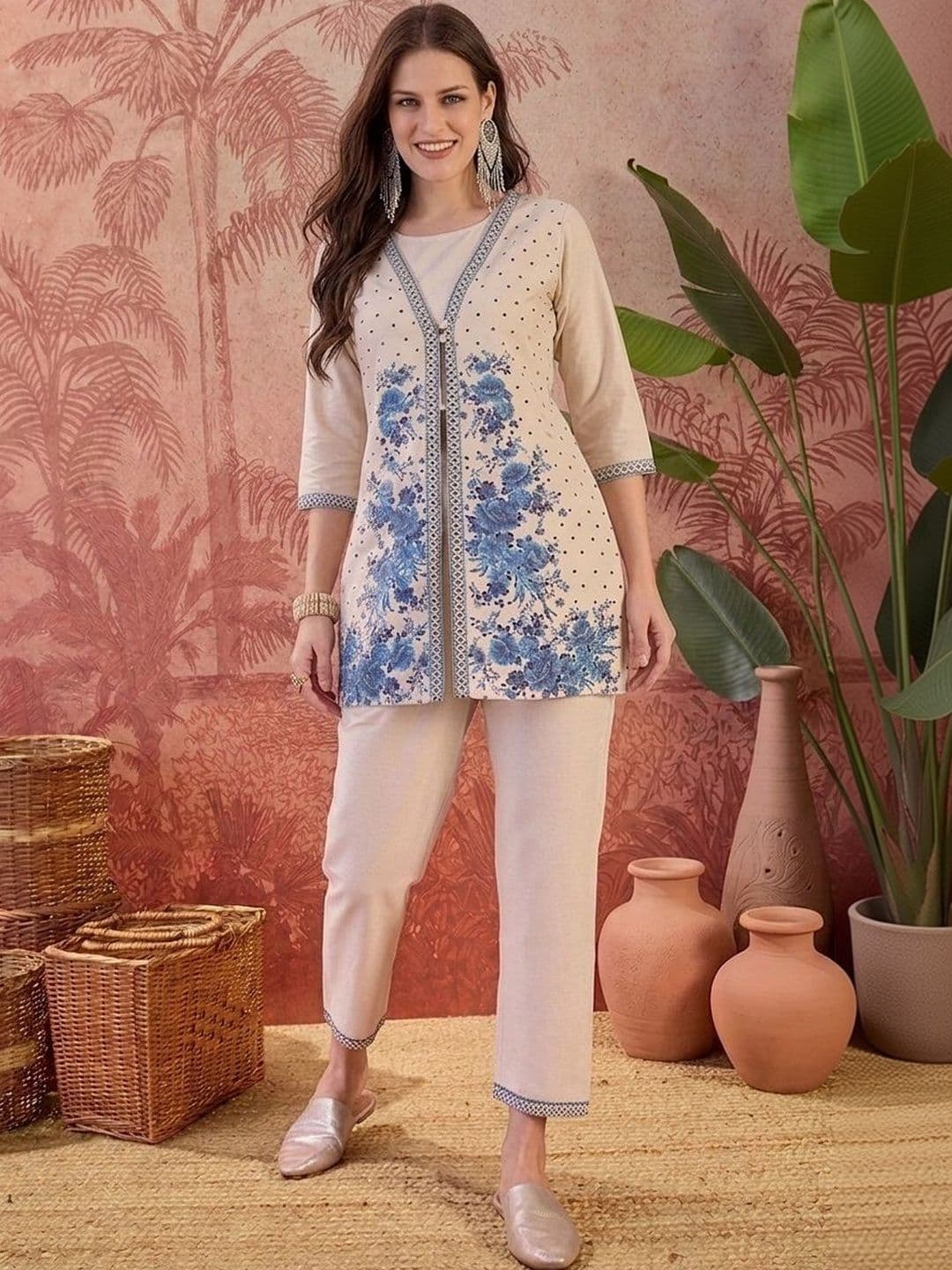 Sangria Women Floral Printed Co-Ords Set With Floral Printed Jacket - view 1