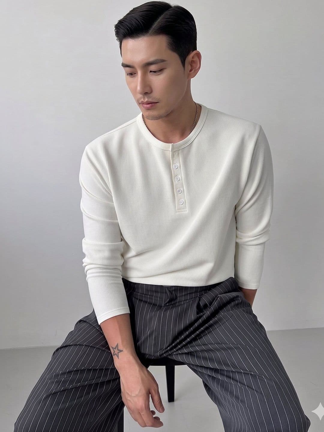 The Modern Soul Men Henley Neck T-shirt - view 1