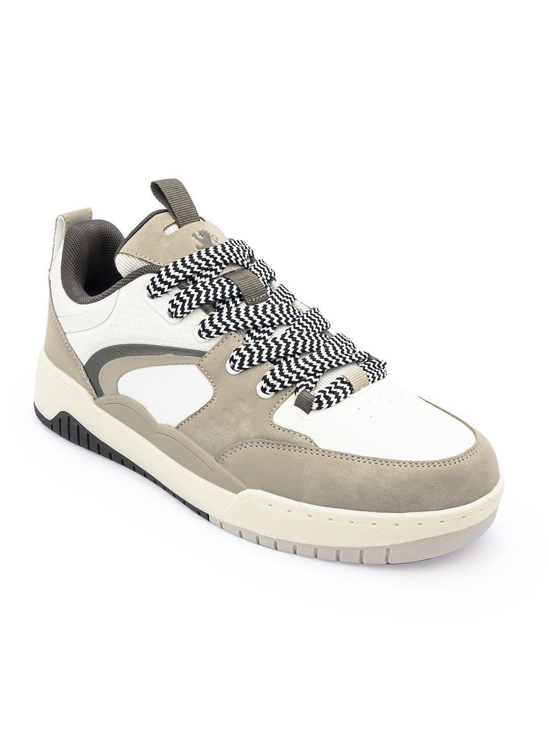 Red Tape Men Colourblocked Sneakers - view 1