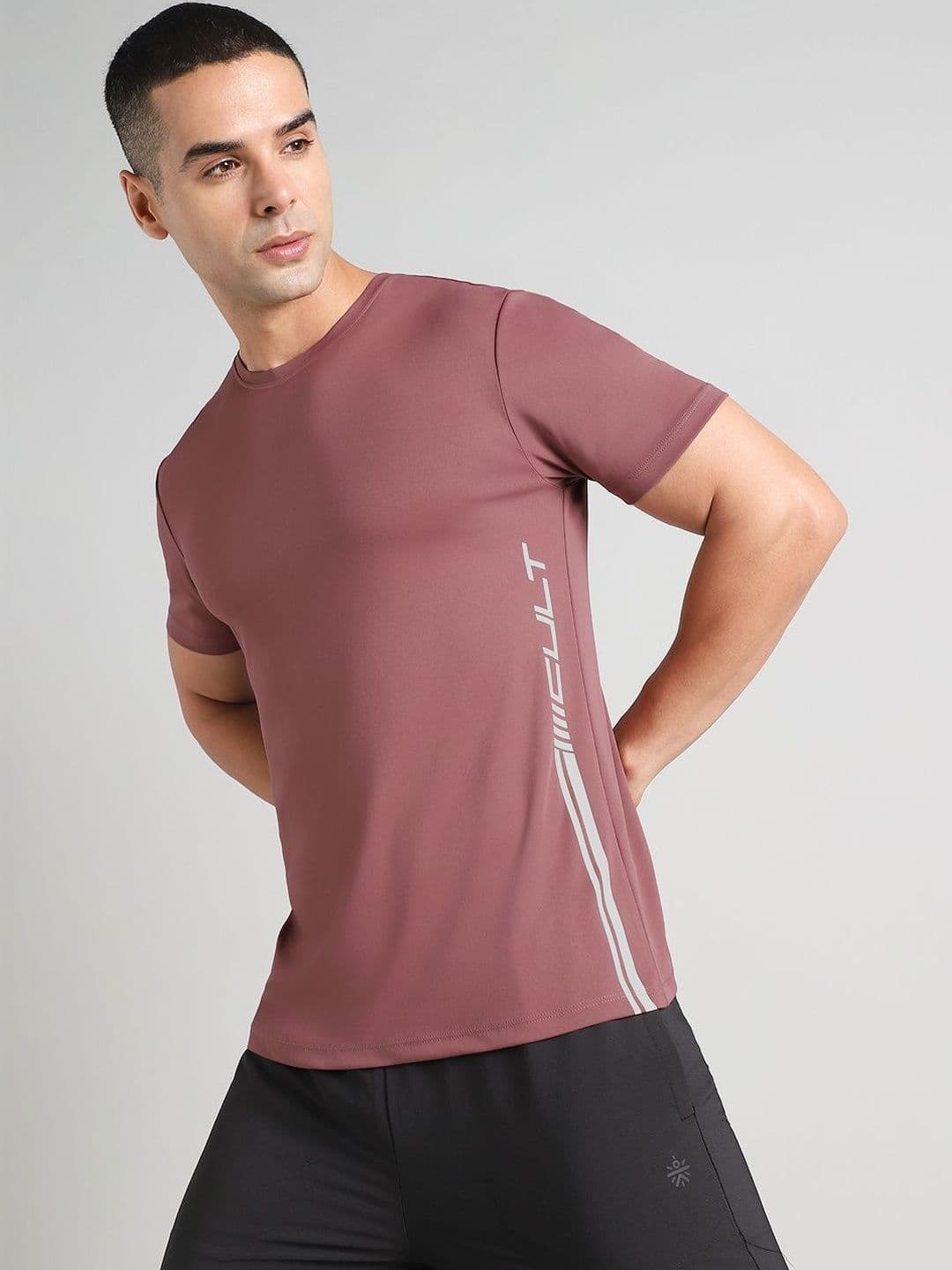CULT Men Red Warm Up Training T-Shirt - view 1