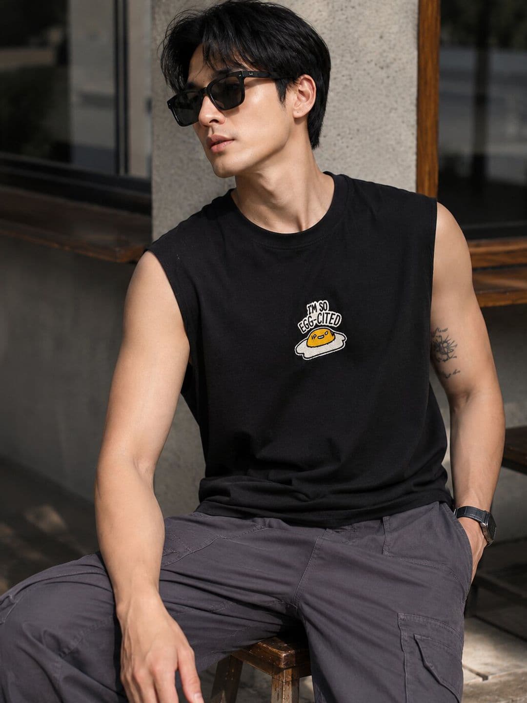 Bene Kleed Men Relaxed Fit Embroidered Sleeveless T-shirt - view 1