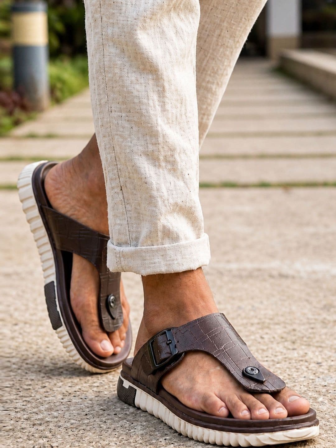 Layasa Men Thong Flip-Flops - view 1