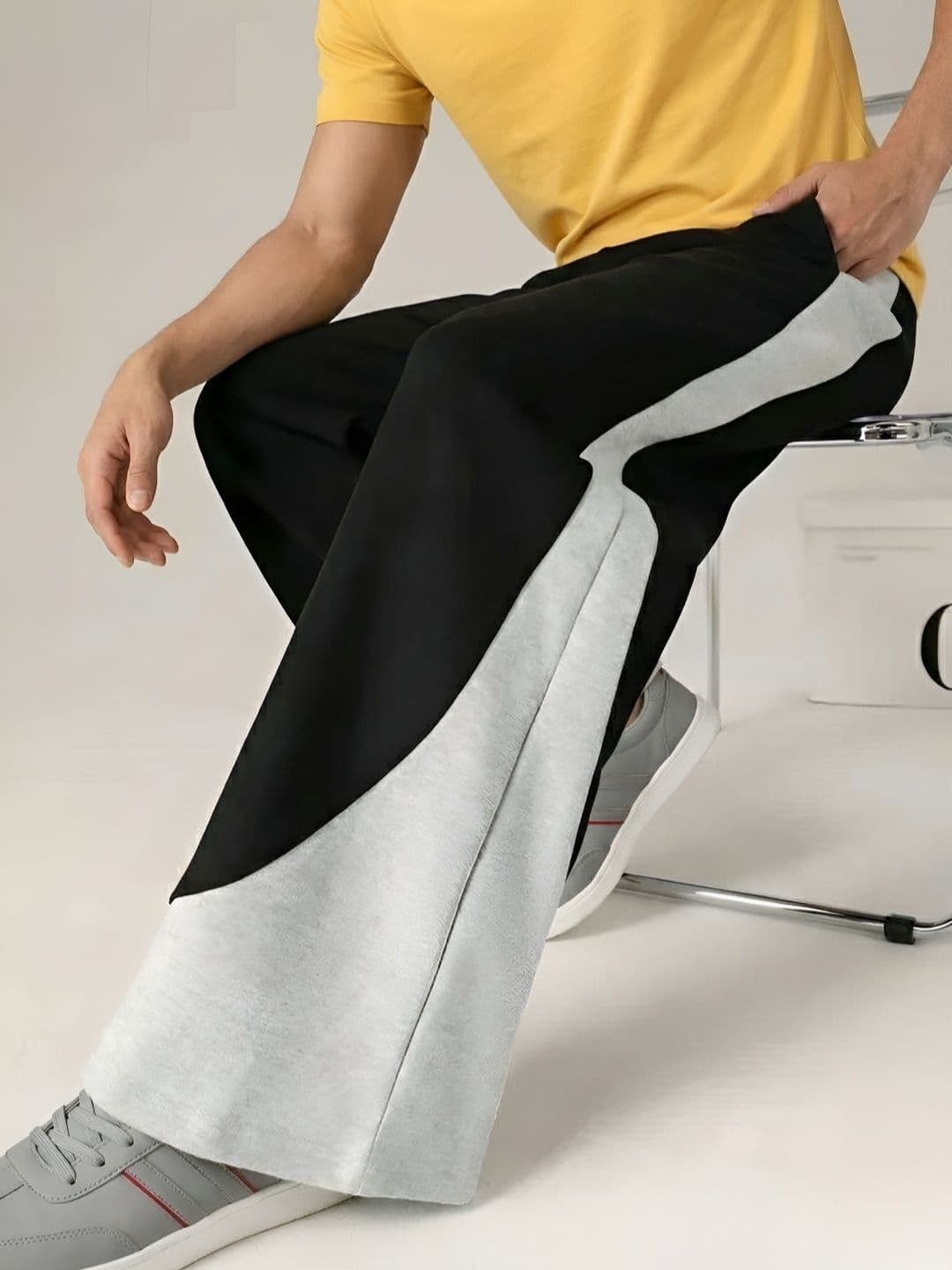 Imsa Moda Men Baggy Colourblocked Training Track Pants - view 1