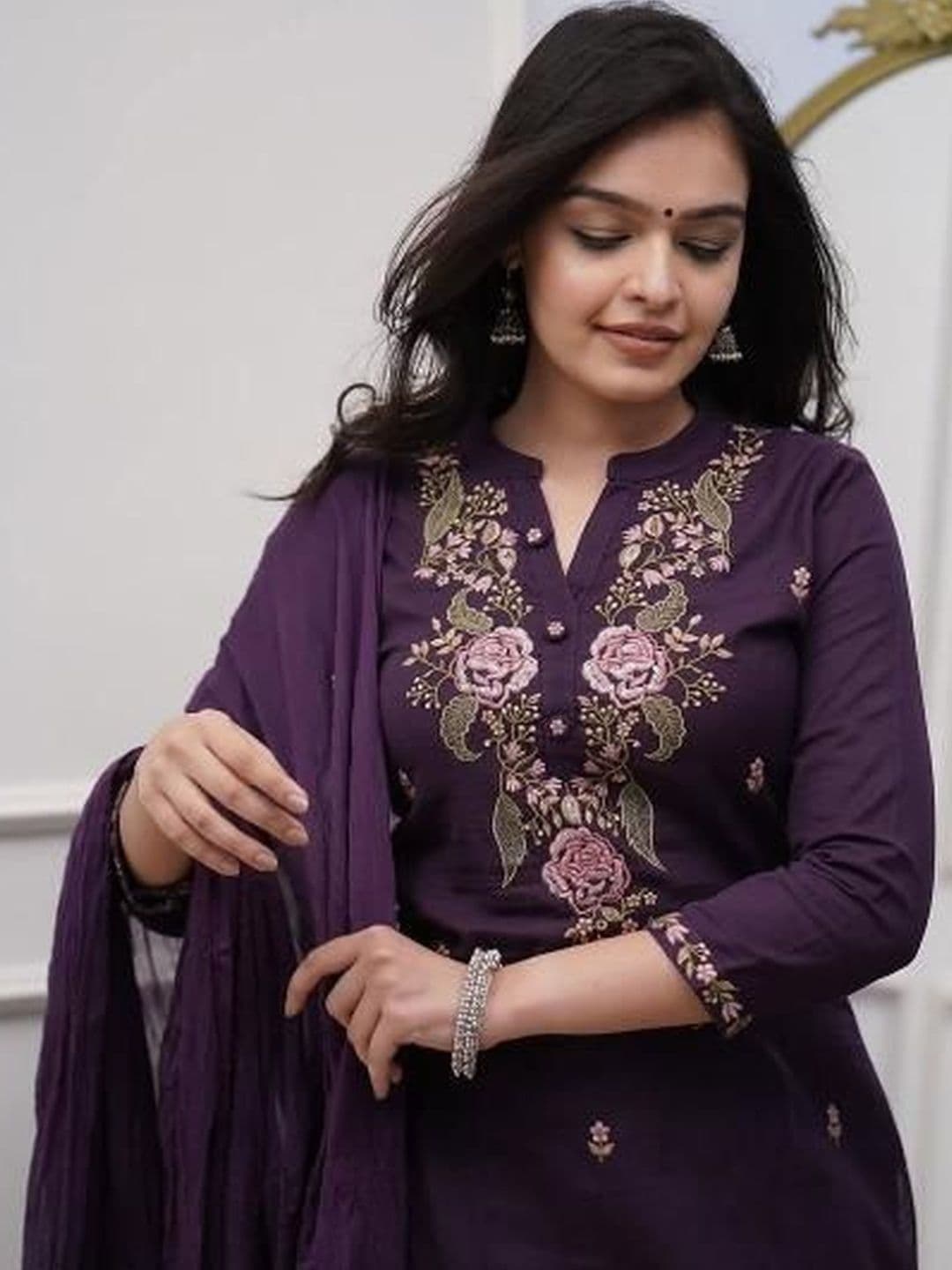 Anouk X fwd Women Floral Embroidered Regular Thread Work Pure Cotton Kurta with Trousers & With Dupatta - view 1