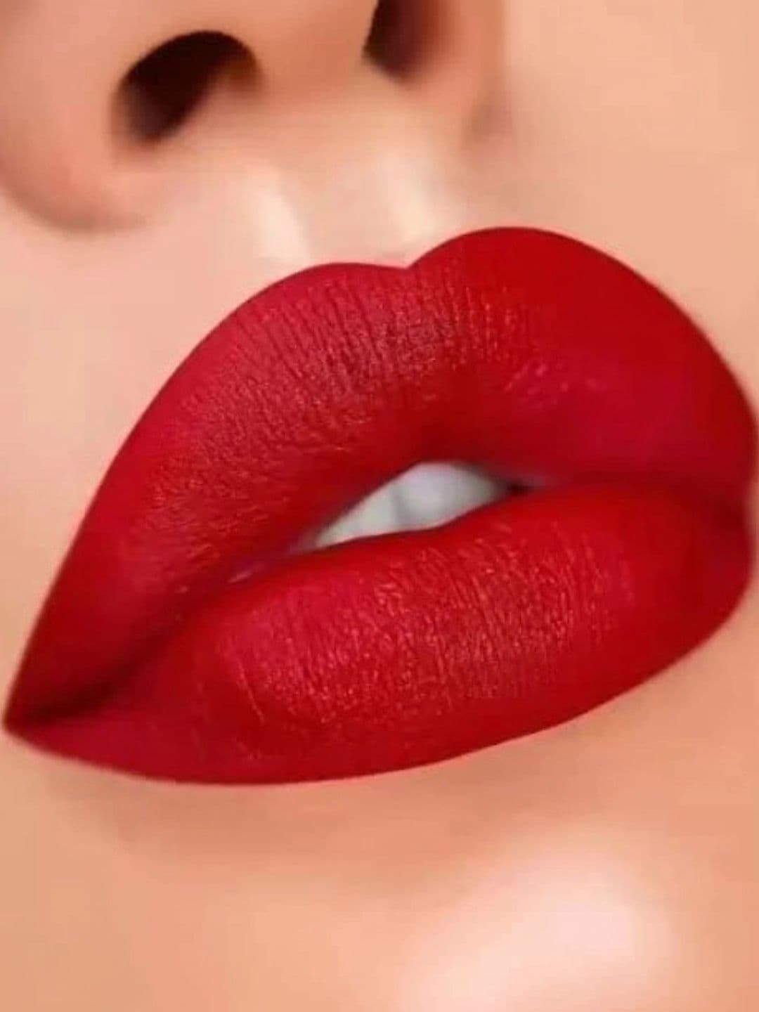 winym 2 In 1 Long Lasting Lip Duo Lipstick - 8 ml - Red - view 1