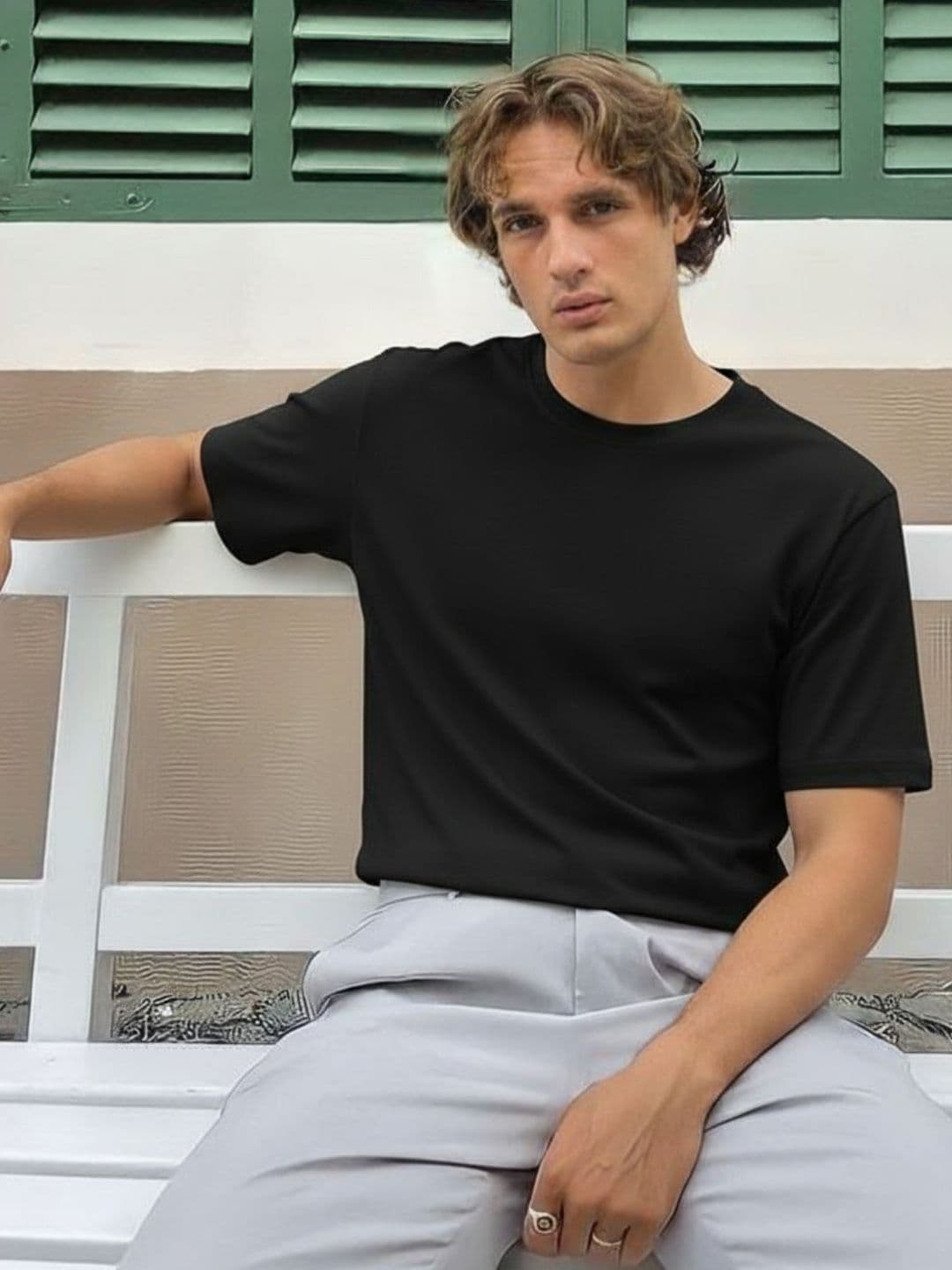 Rigo Unisex Black Solid Round Neck Regular Fit Cotton T-shirt - view 1