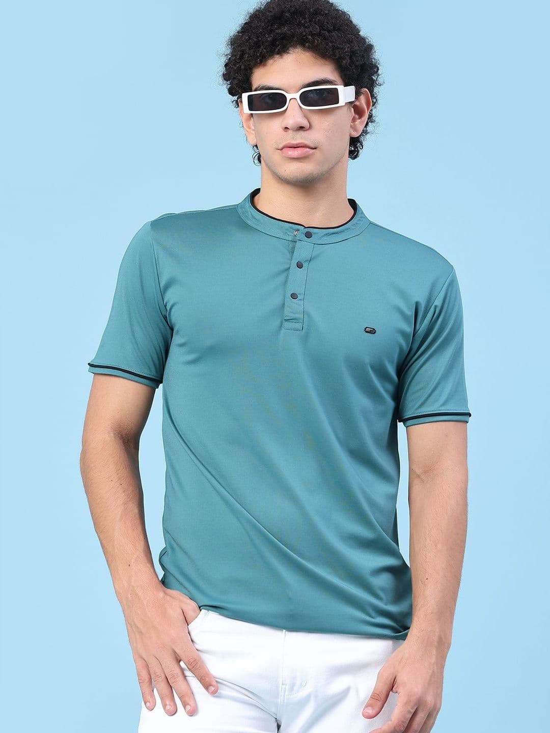 V-Mart Men Mandarin Collar Pockets T-shirt - view 1