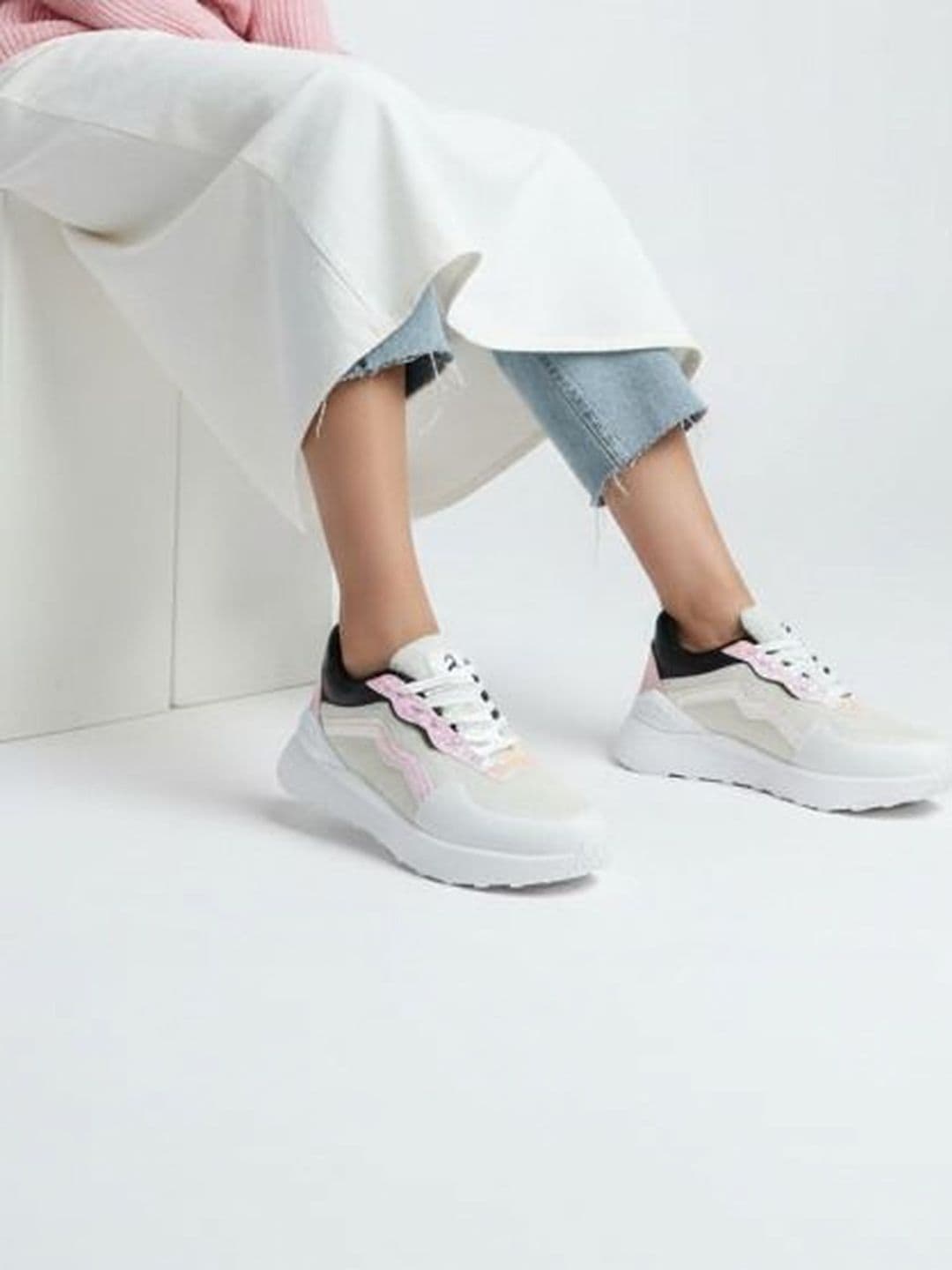 Akiko Women Colourblocked Sneakers - view 1