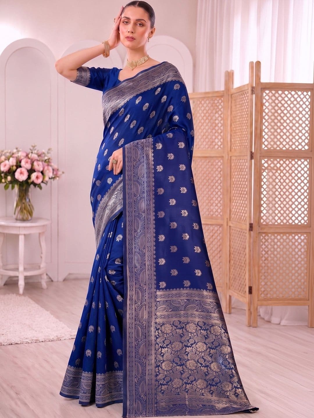SZN Ethnic Motifs Zari Silk Blend Heavy Work Kanjeevaram Saree - view 1