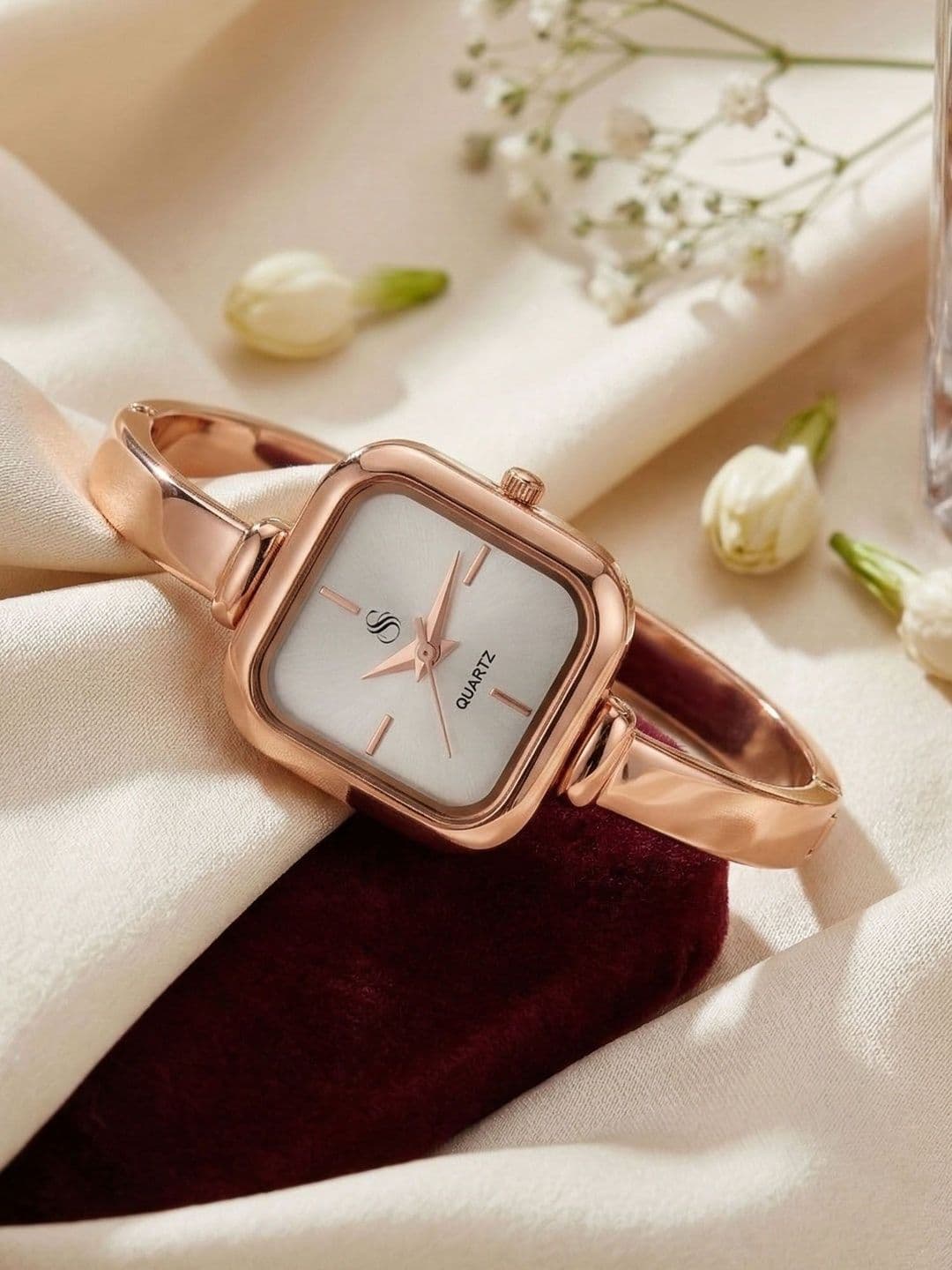 Shocknshop Women Dial & Bracelet Style Straps Analogue Watch WCH181RoseGold - view 1
