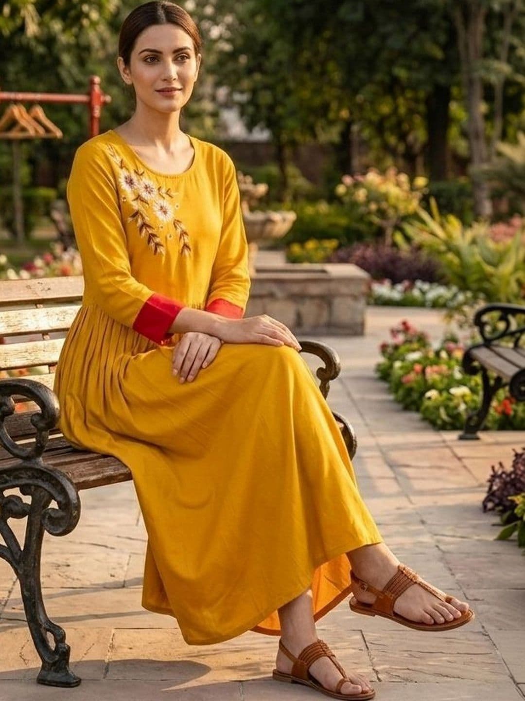Anouk Floral Embroidered Thread Work Thread Work Panelled Kurti - view 1