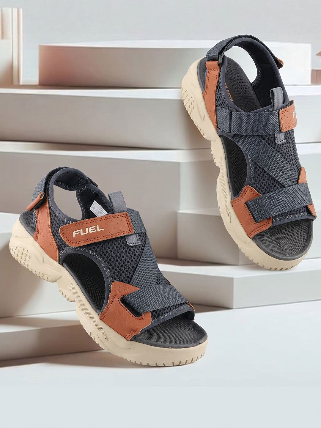 FUEL Men Textured Sports Sandals - view 1