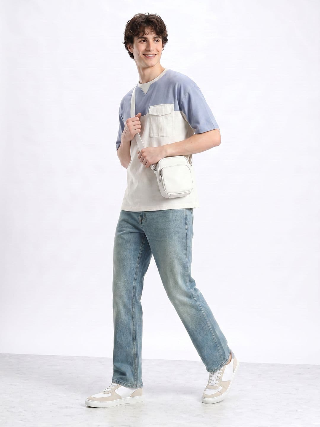 Aeropostale Men Straight Fit Heavy Fade Jeans - view 1