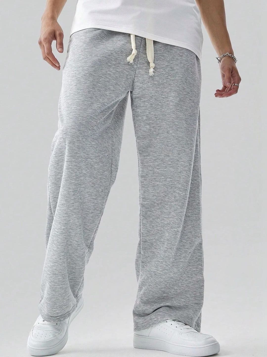 Netclick Men Loose Fit High-Rise Trousers - view 1