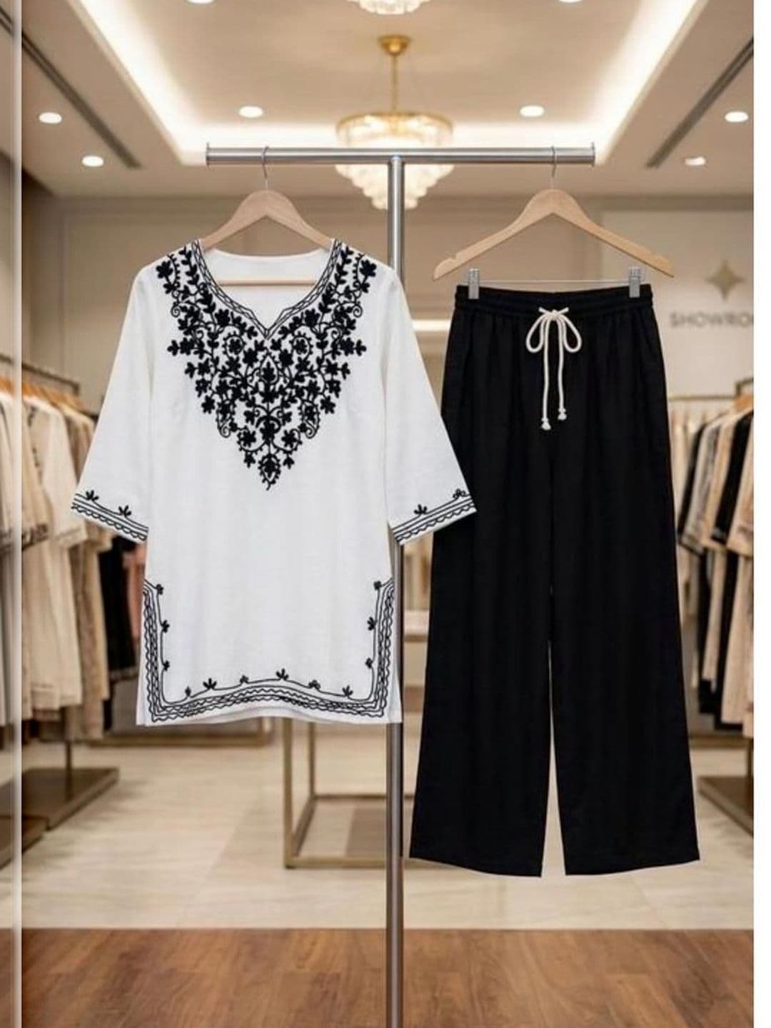 ILMA CREATION Women Ethnic Motifs Embroidered Regular Thread Work Kurti with Palazzos - view 1