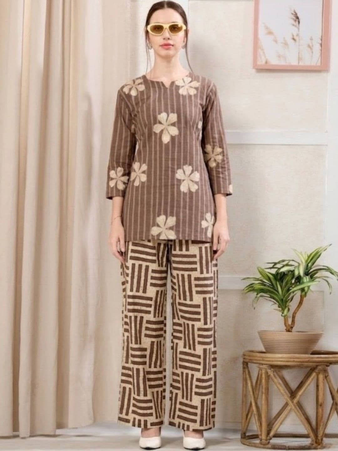 NIGHT FLOSS Floral Cotton Printed Tunic with Palazzos - view 1