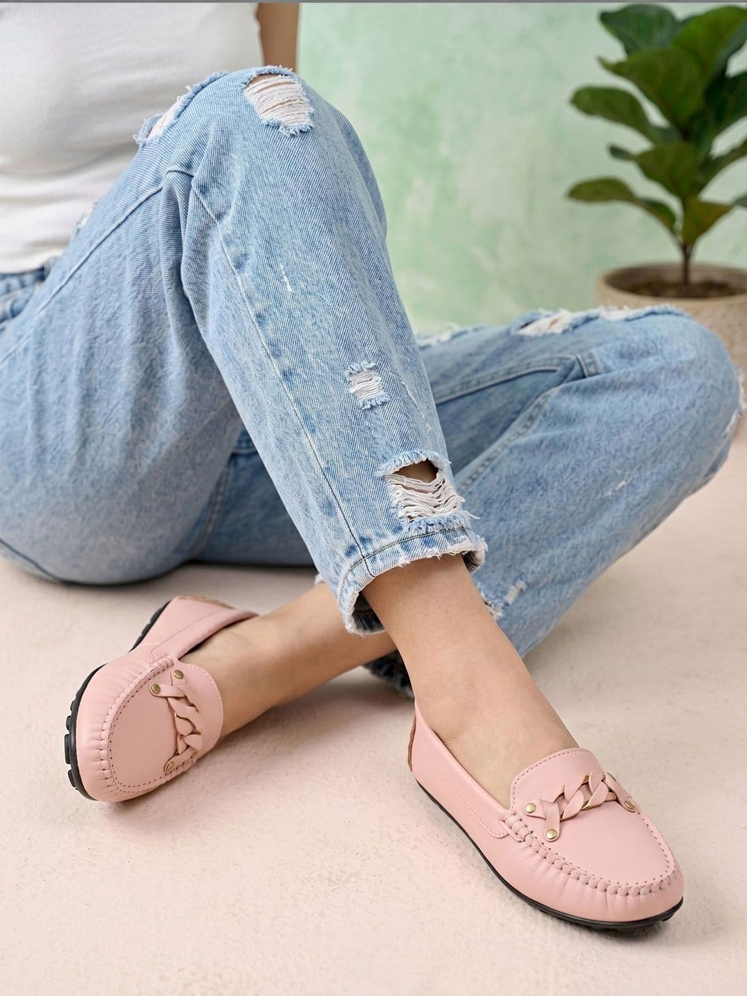 ALCAZO Women Suede Driving Shoes - view 1