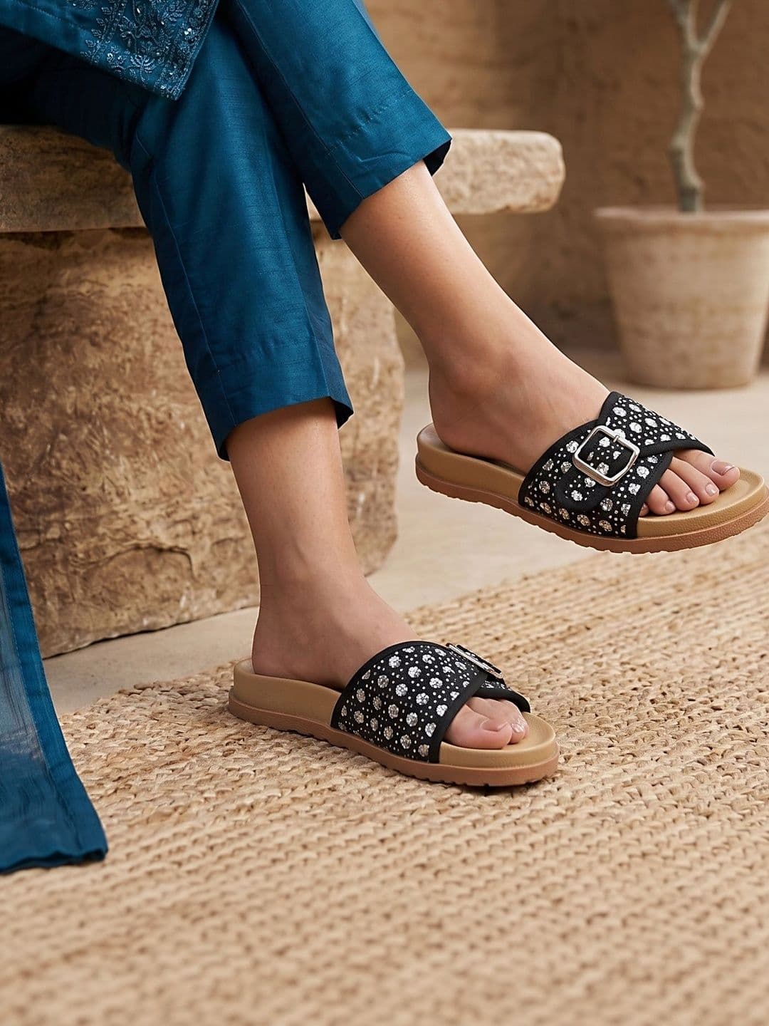 Killer Women Embellished Open Toe Flats - view 1