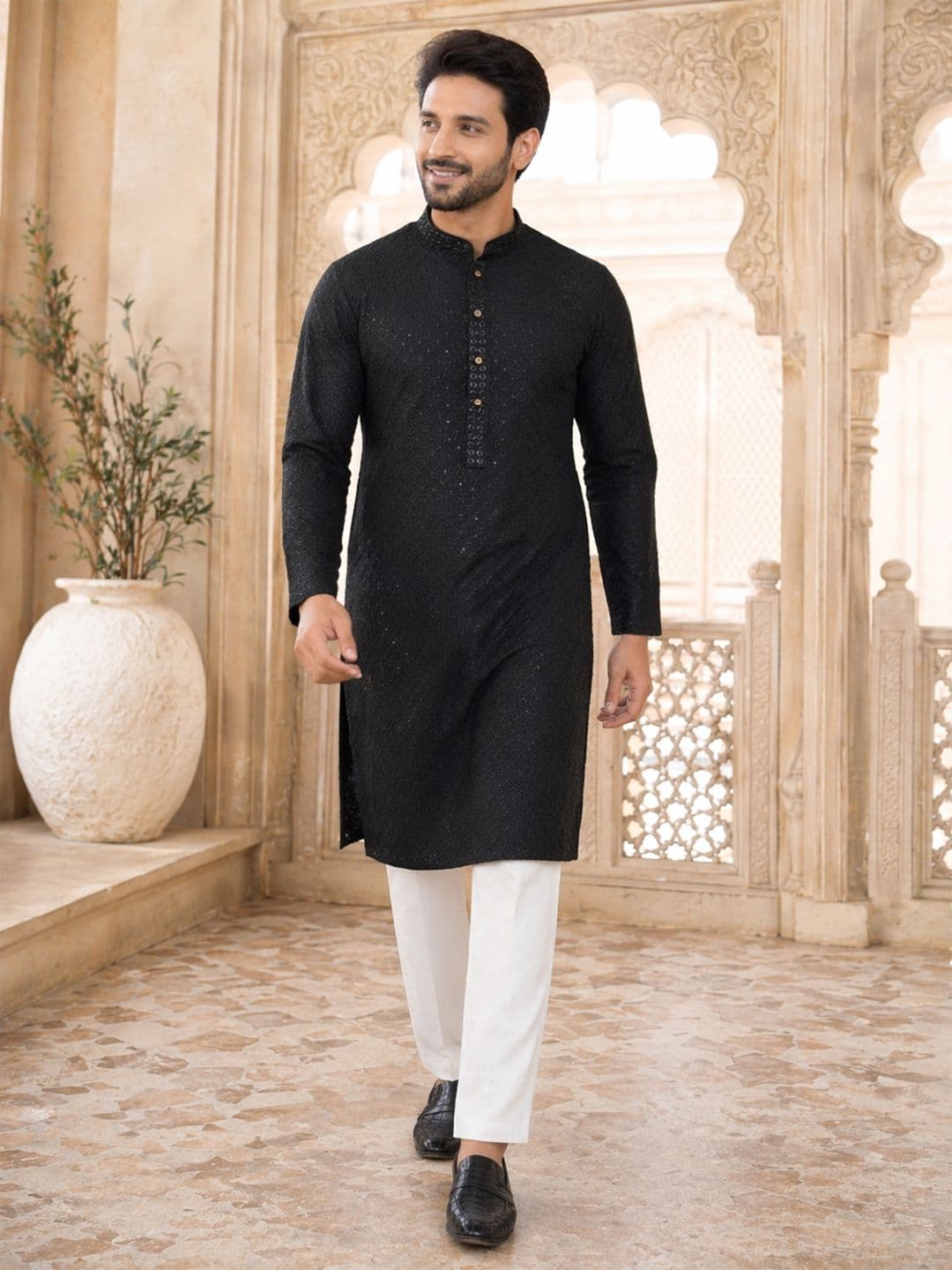 House of Pataudi Ethnic Motifs Embroidered Sequinned Detail Mandarin Collar Straight Kurta - view 1