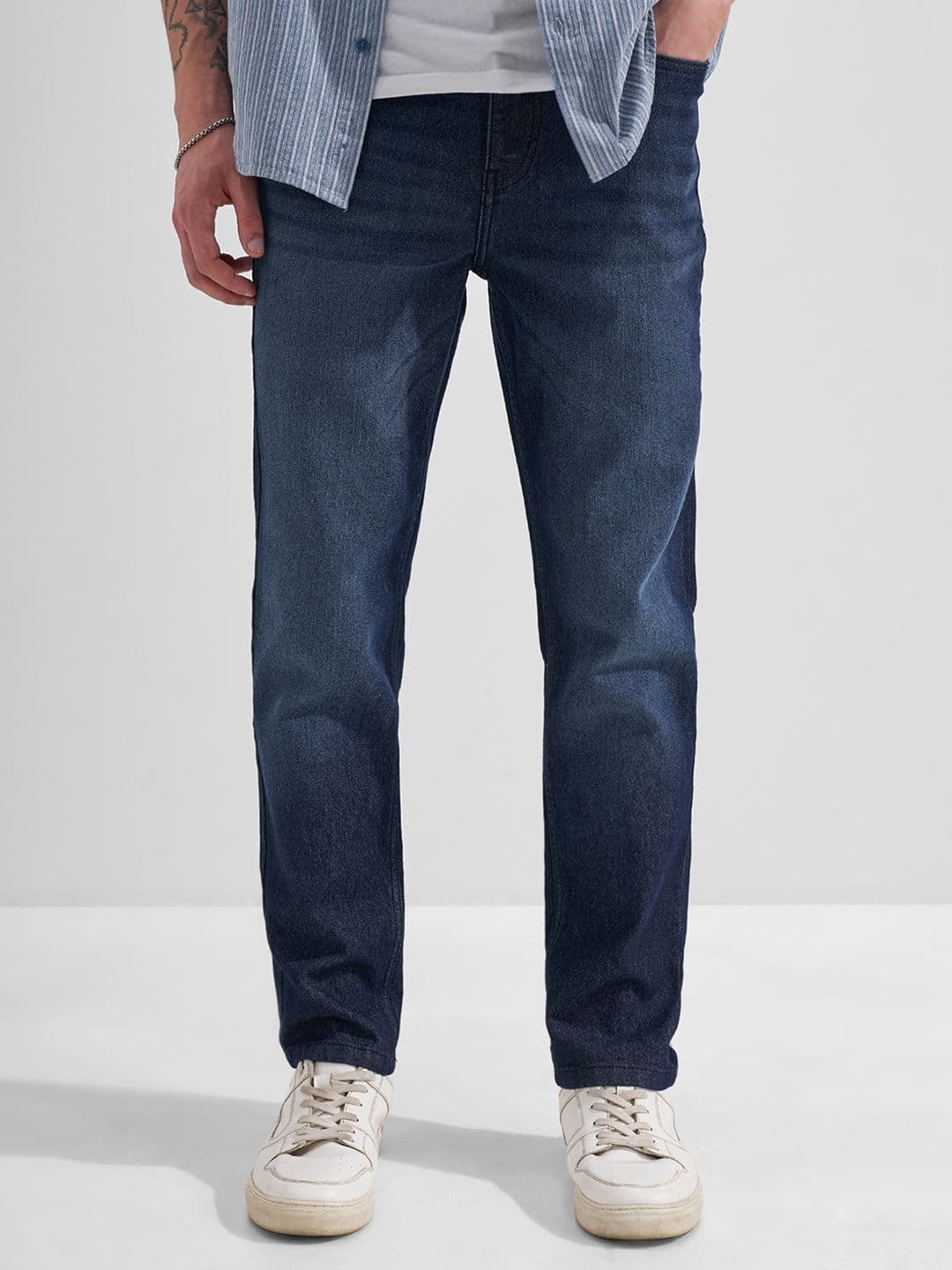 HIGHLANDER Men Slim Fit Mid-Rise Stretchable Jeans - view 1