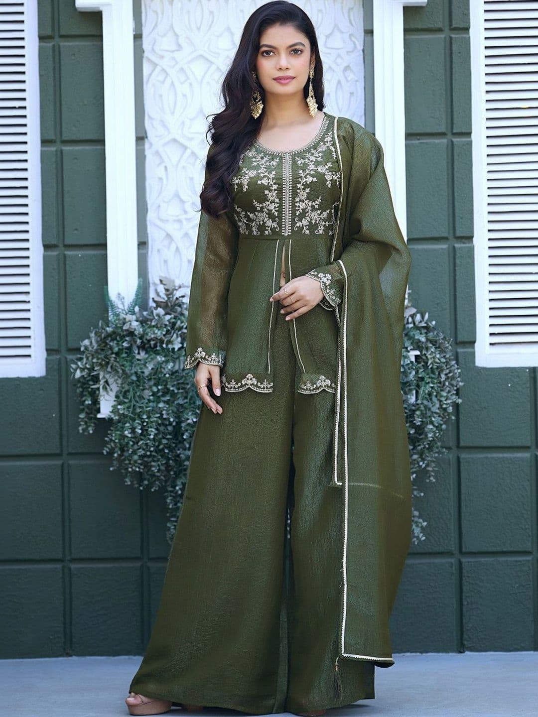 AADVIKA Women Ethnic Motifs Embroidered Empire Thread Work Kurta with Palazzos & With Dupatta - view 1