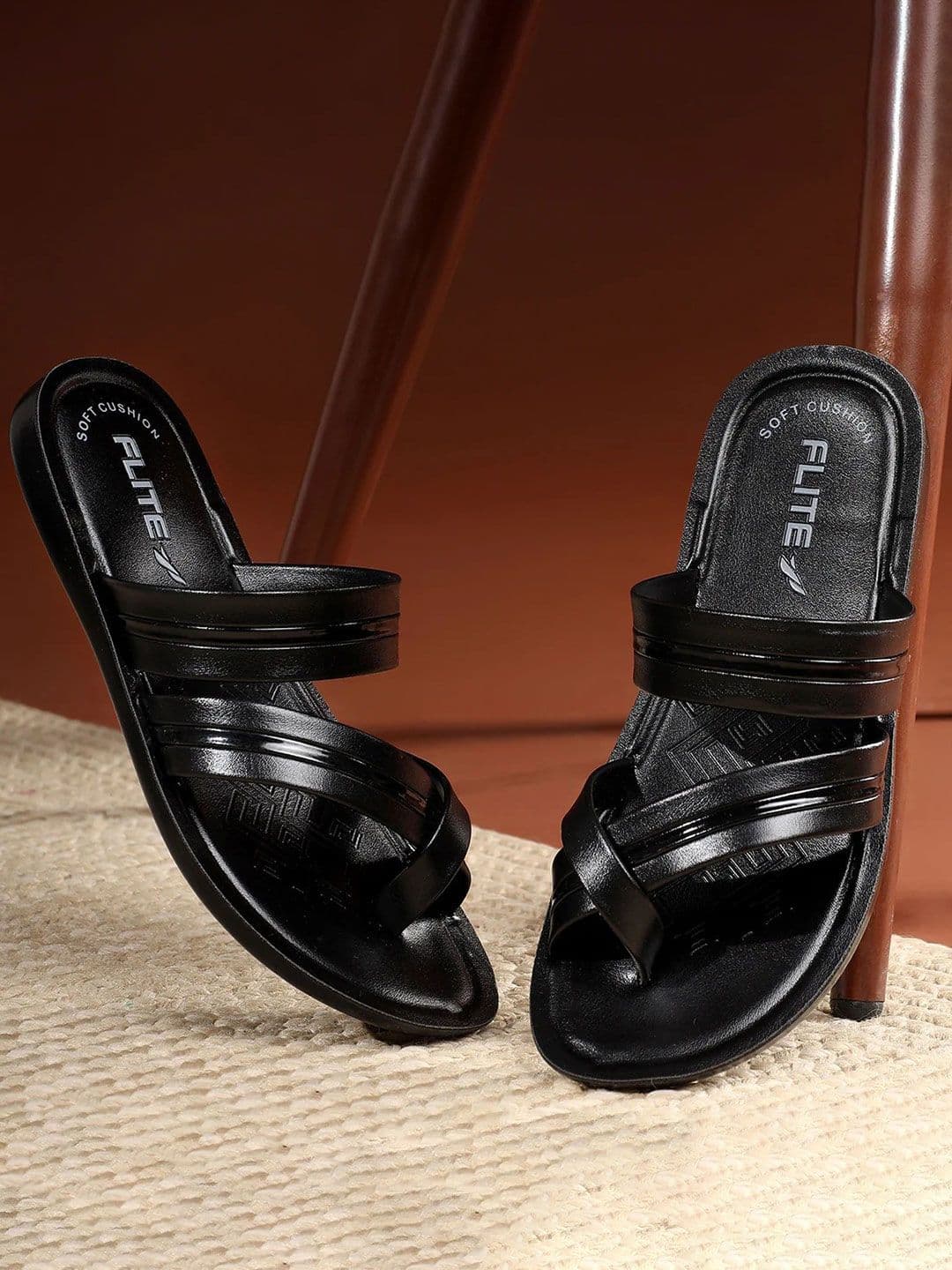 FLITE Men Thong Flip-Flops - view 1