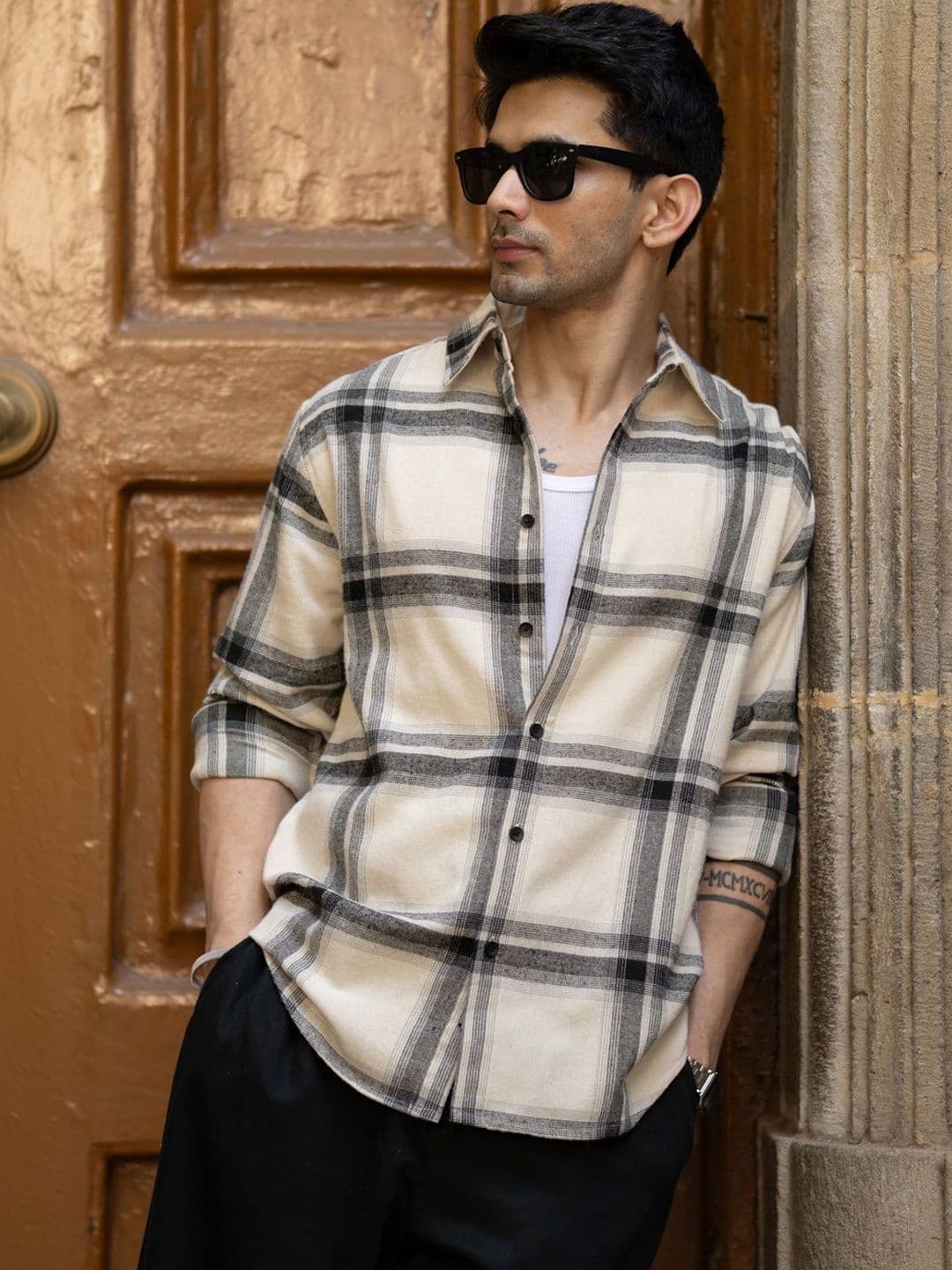 Powerlook Men Tartan Checks Checked Casual Shirt - view 1