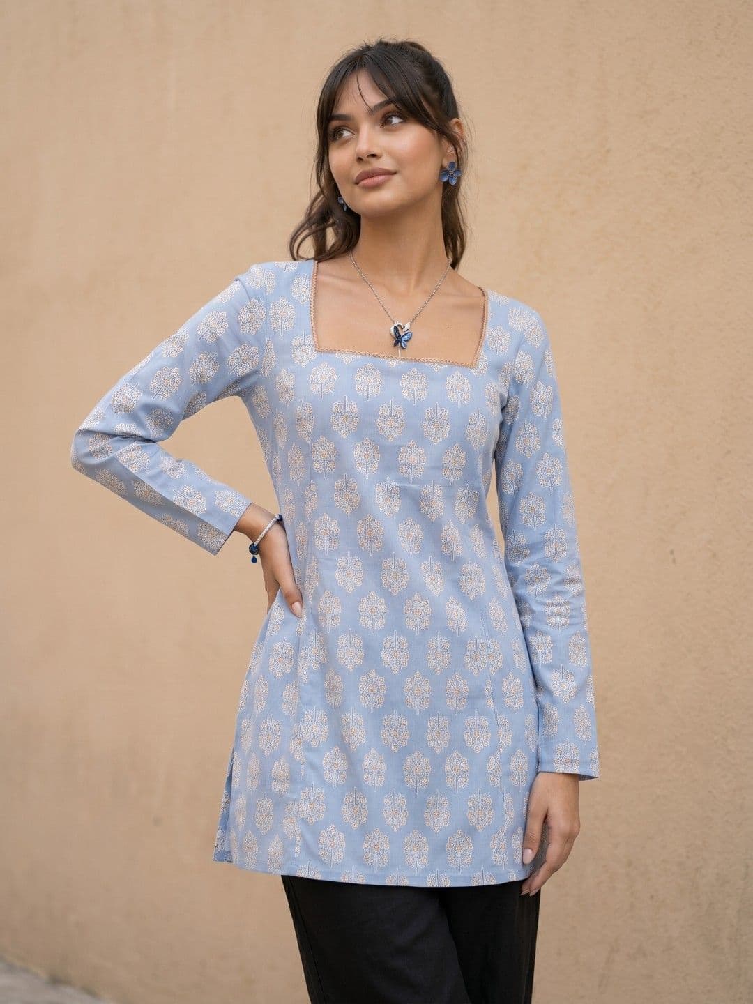 fusion by glitchez Floral Printed Square Neck Kurti - view 1
