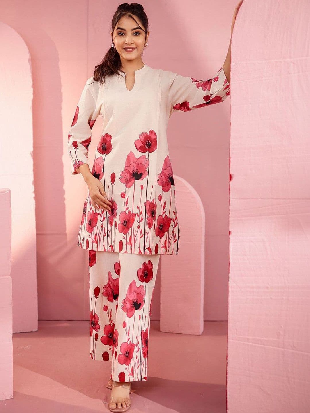 Sangria Floral Cotton Printed Tunic with Palazzos - view 1