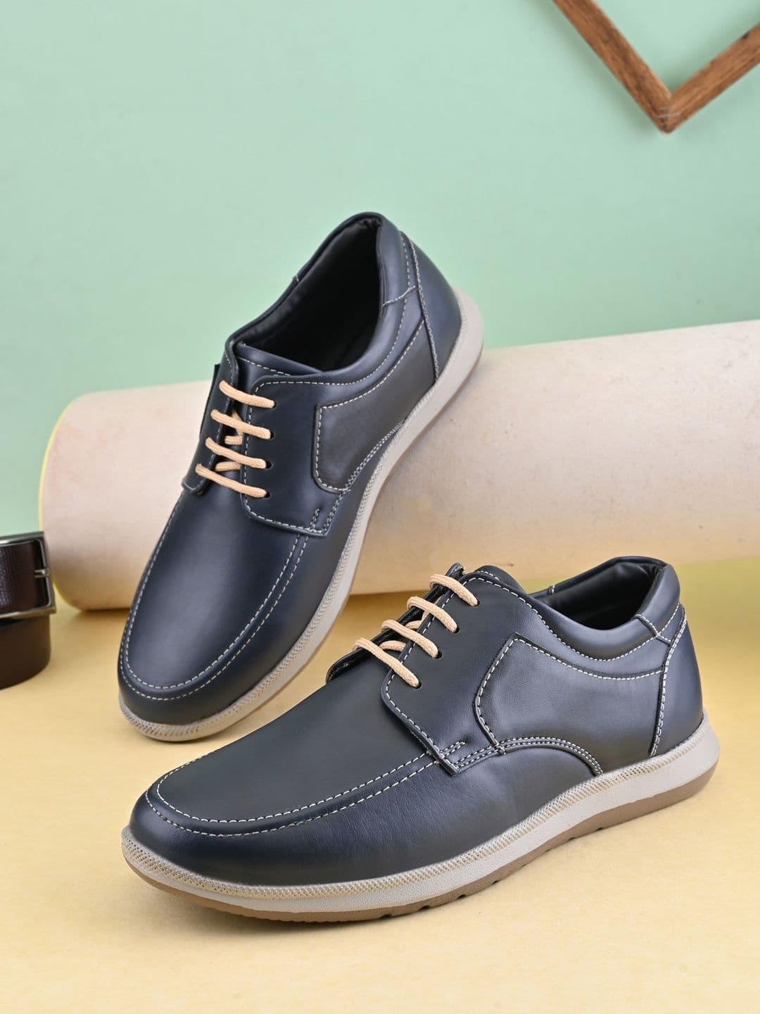 Mast & Harbour Men Derbys - view 1