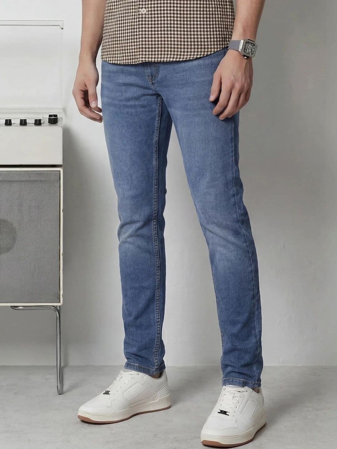 WROGN Men Slim Fit Mid-Rise Light Fade Stretchable Jeans - view 1